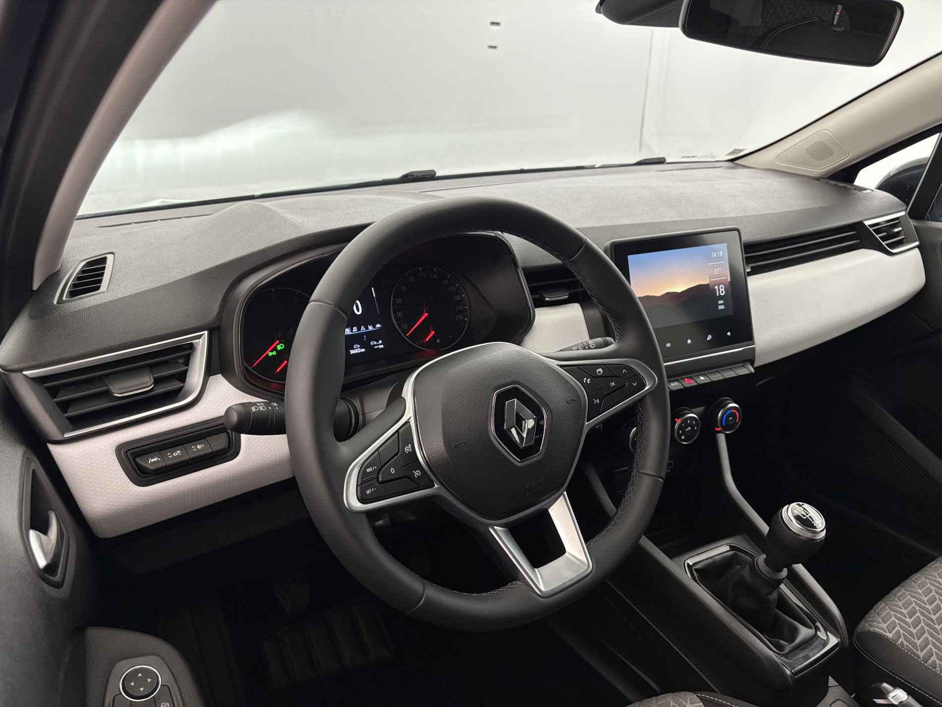 Vente en ligne Renault Clio 5 Clio TCe 90 au prix de 13 990 €