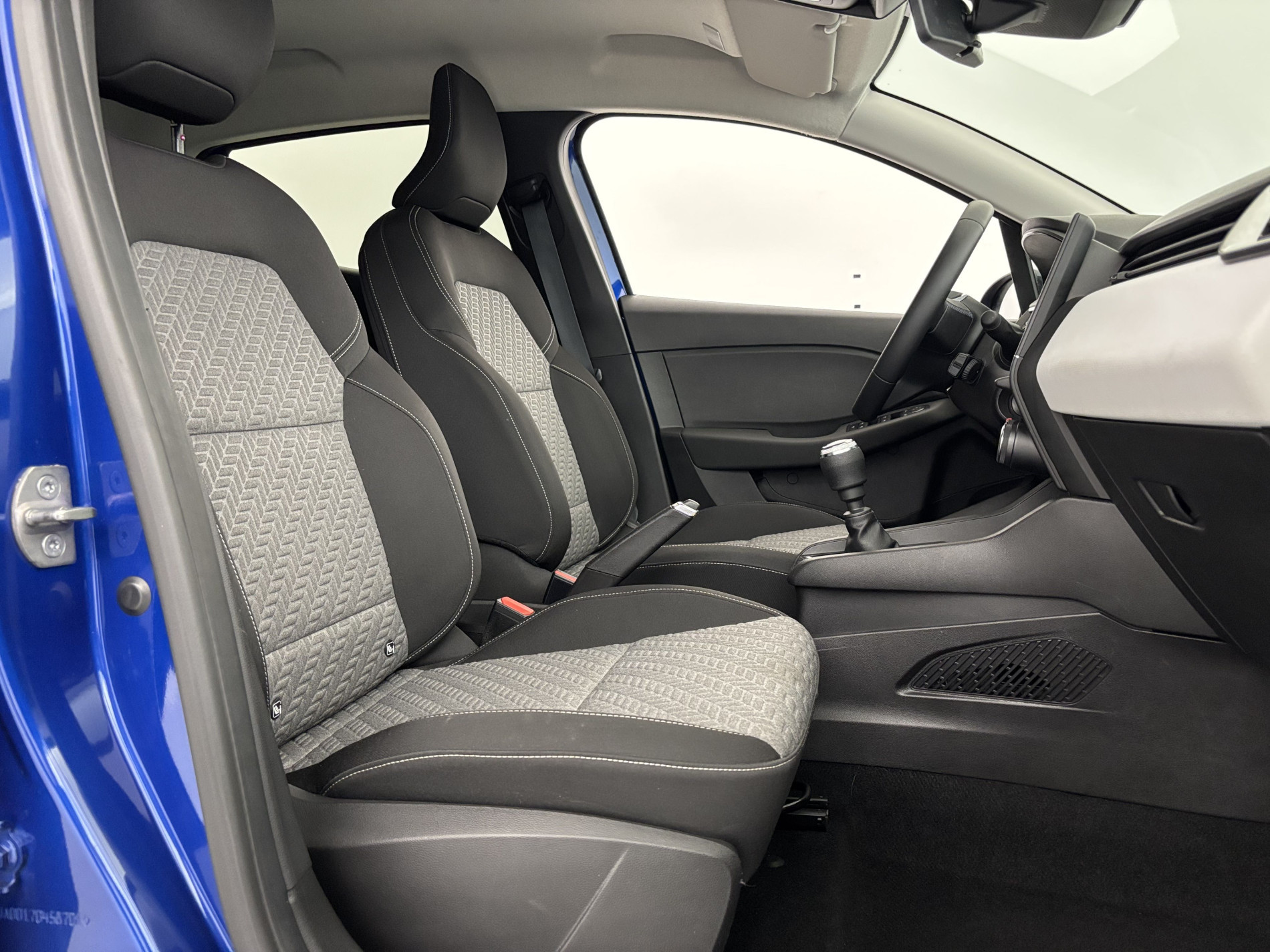 Vente en ligne Renault Clio 5 Clio TCe 90 au prix de 13 990 €