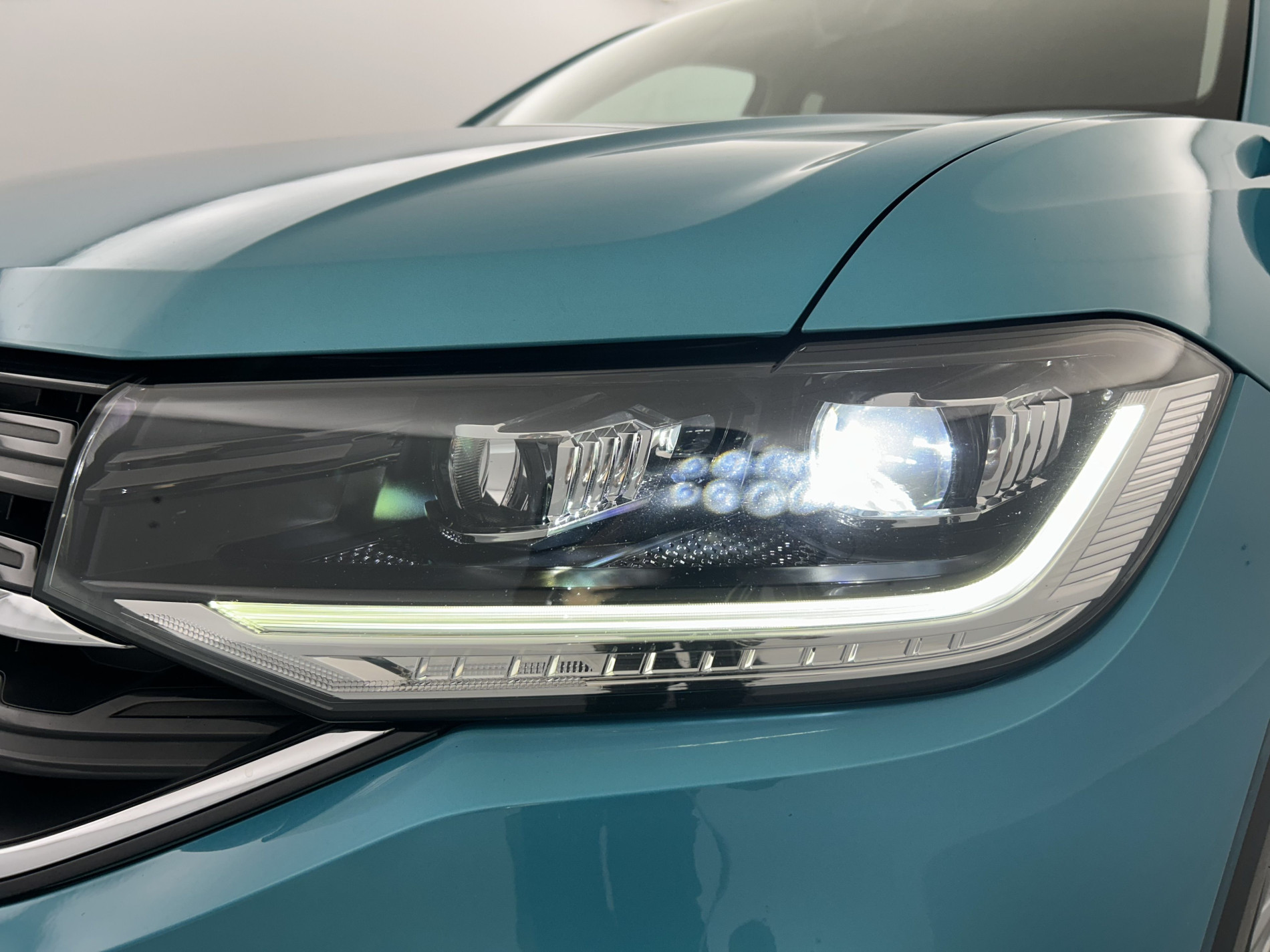 Vente en ligne Volkswagen T-Cross  1.0 TSI 110 Start/Stop DSG7 au prix de 20 990 €