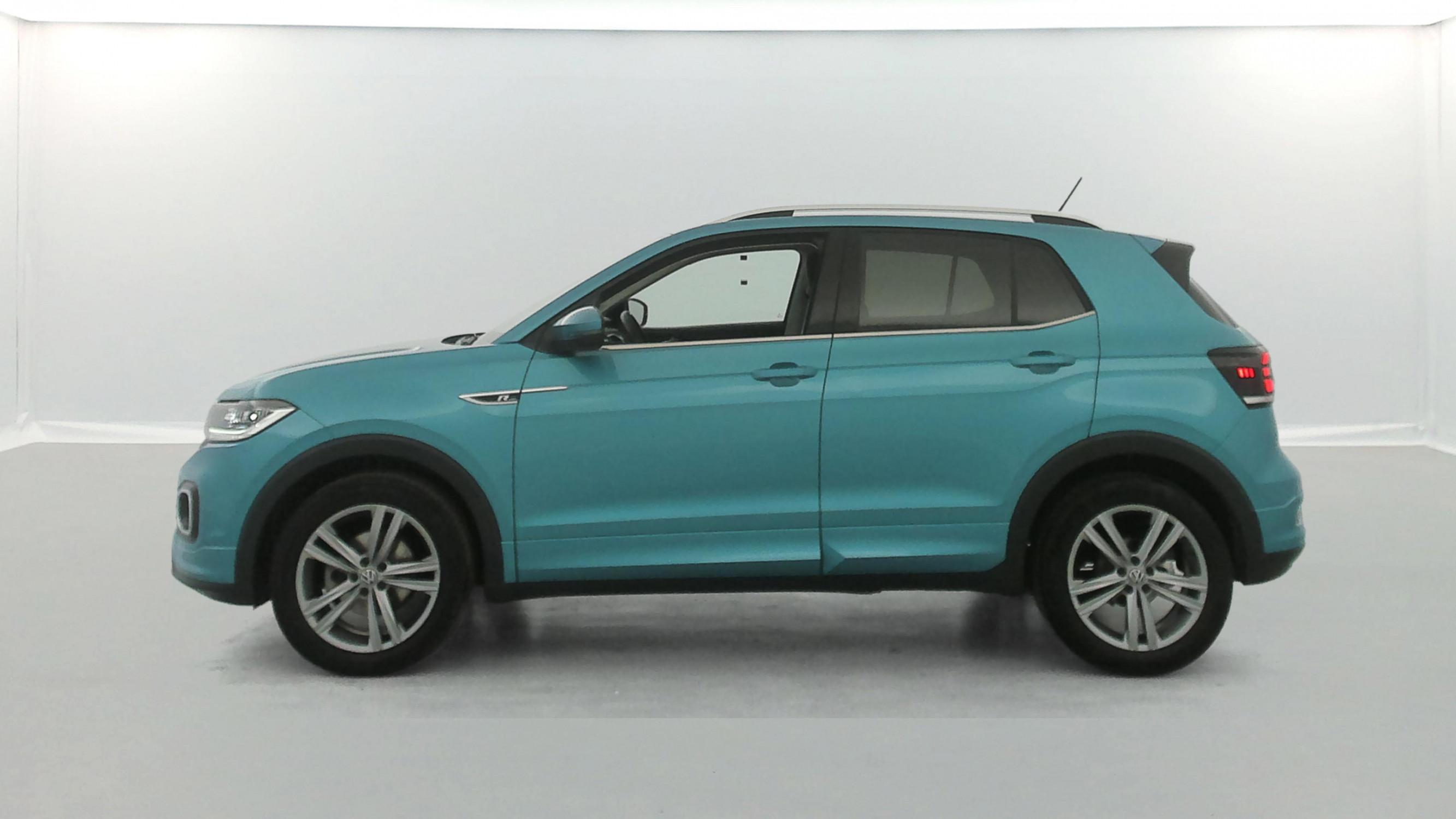 Vente en ligne Volkswagen T-Cross  1.0 TSI 110 Start/Stop DSG7 au prix de 20 990 €