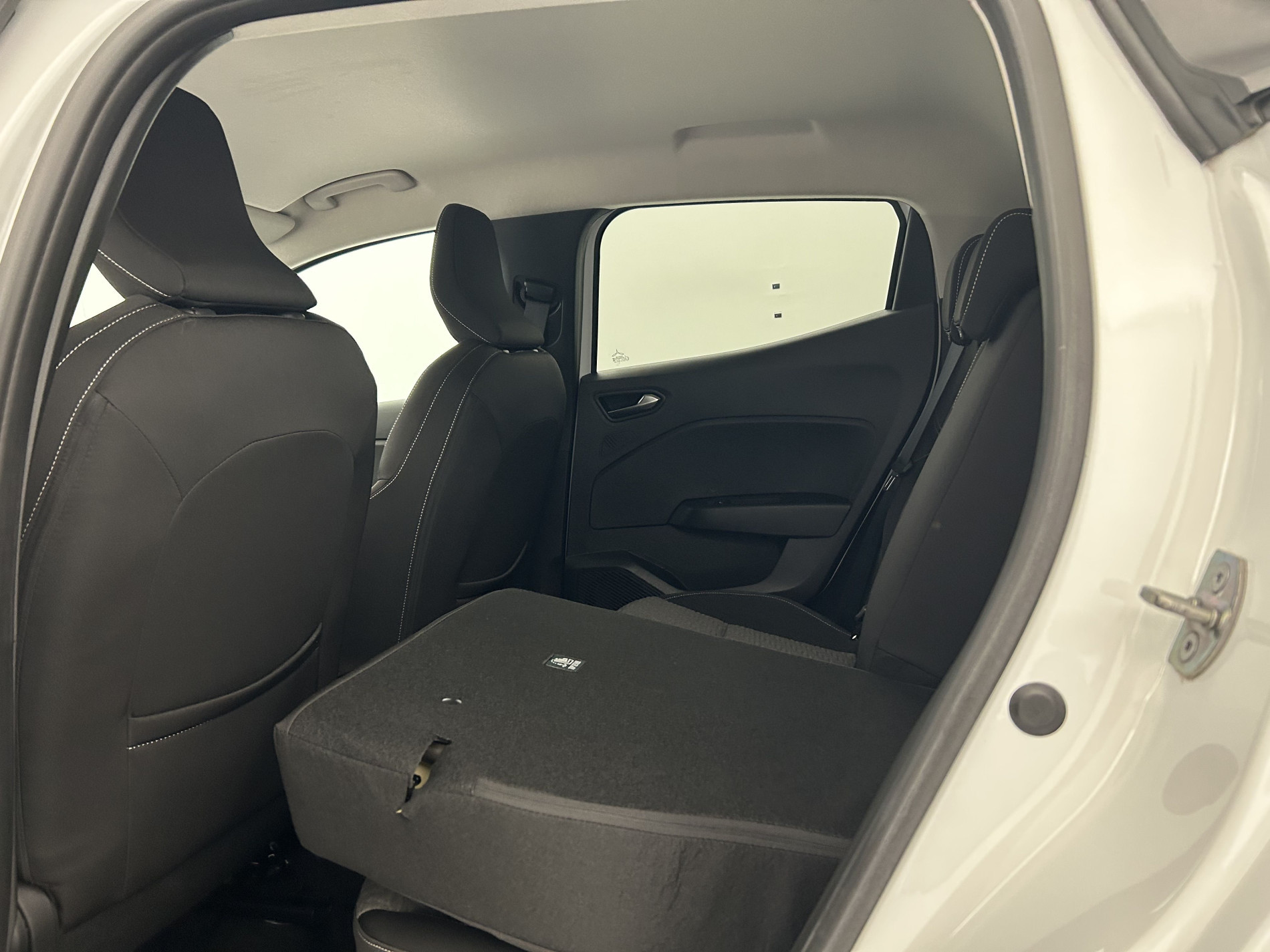 Vente en ligne Renault Clio 5 Clio TCe 100 GPL au prix de 14 490 €