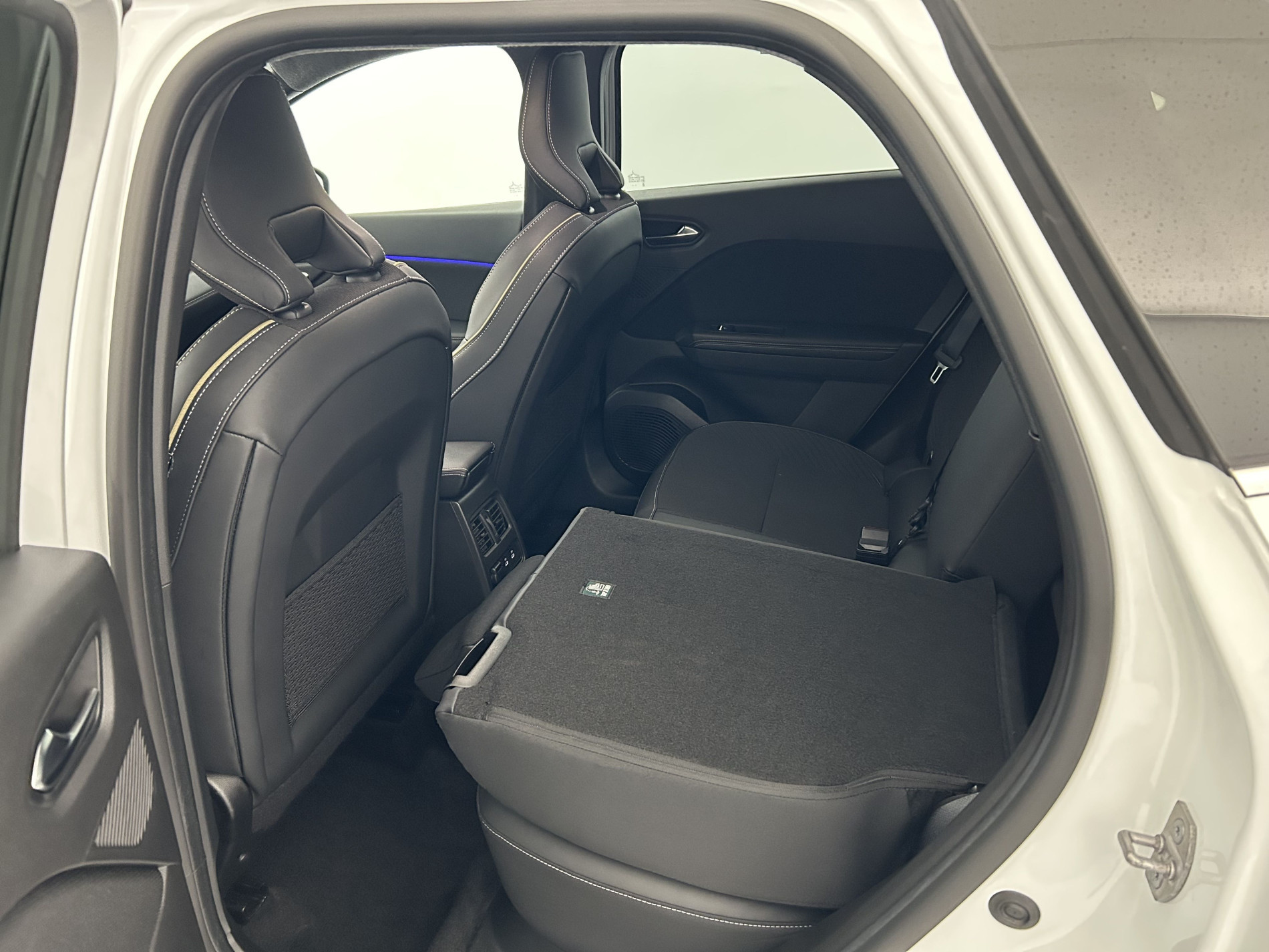 Vente en ligne Renault Symbioz  E-Tech full hybrid 145 au prix de 28 990 €