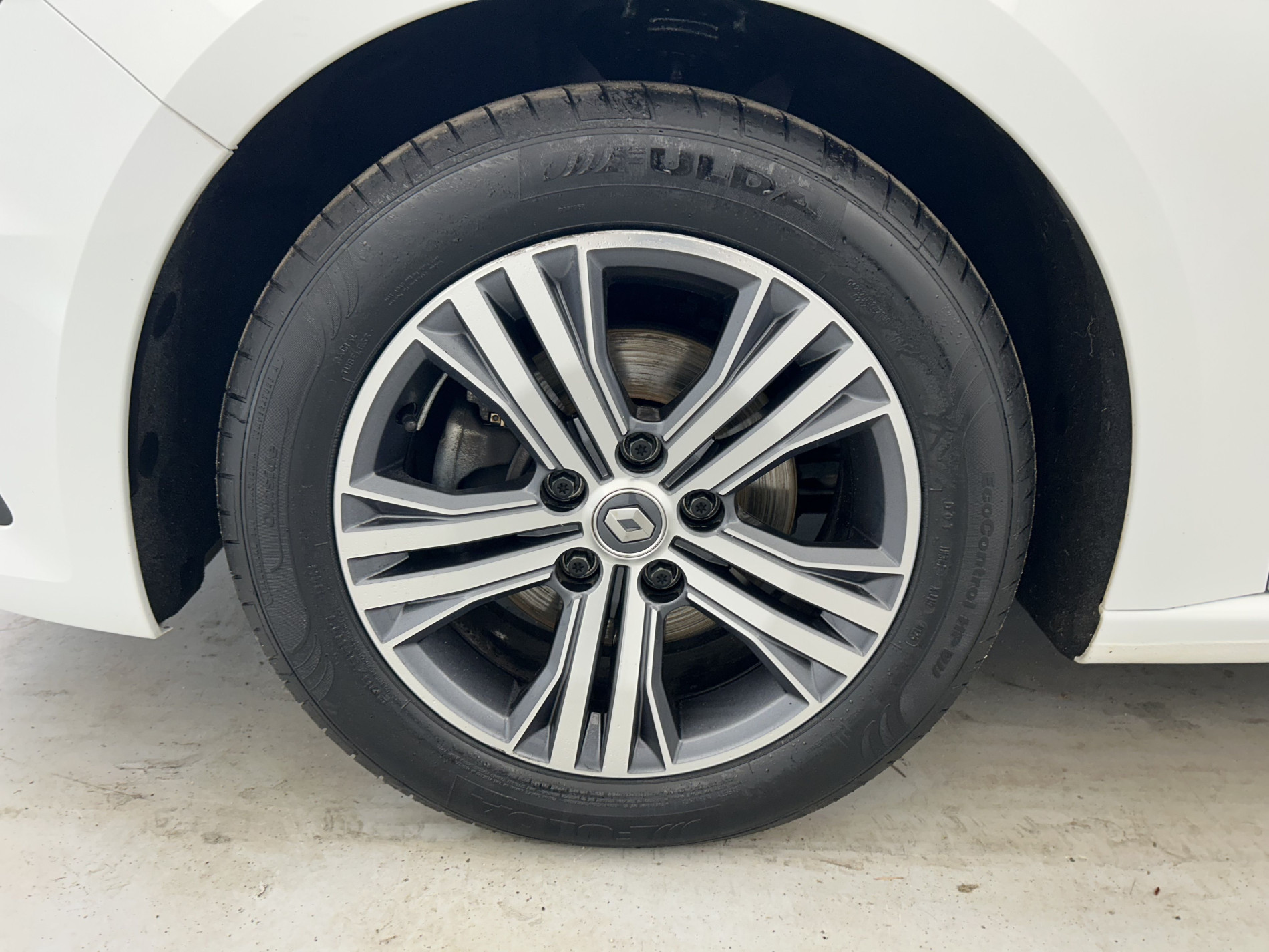 Vente en ligne Renault Megane 4 Estate  Blue dCi 115 au prix de 14 790 €