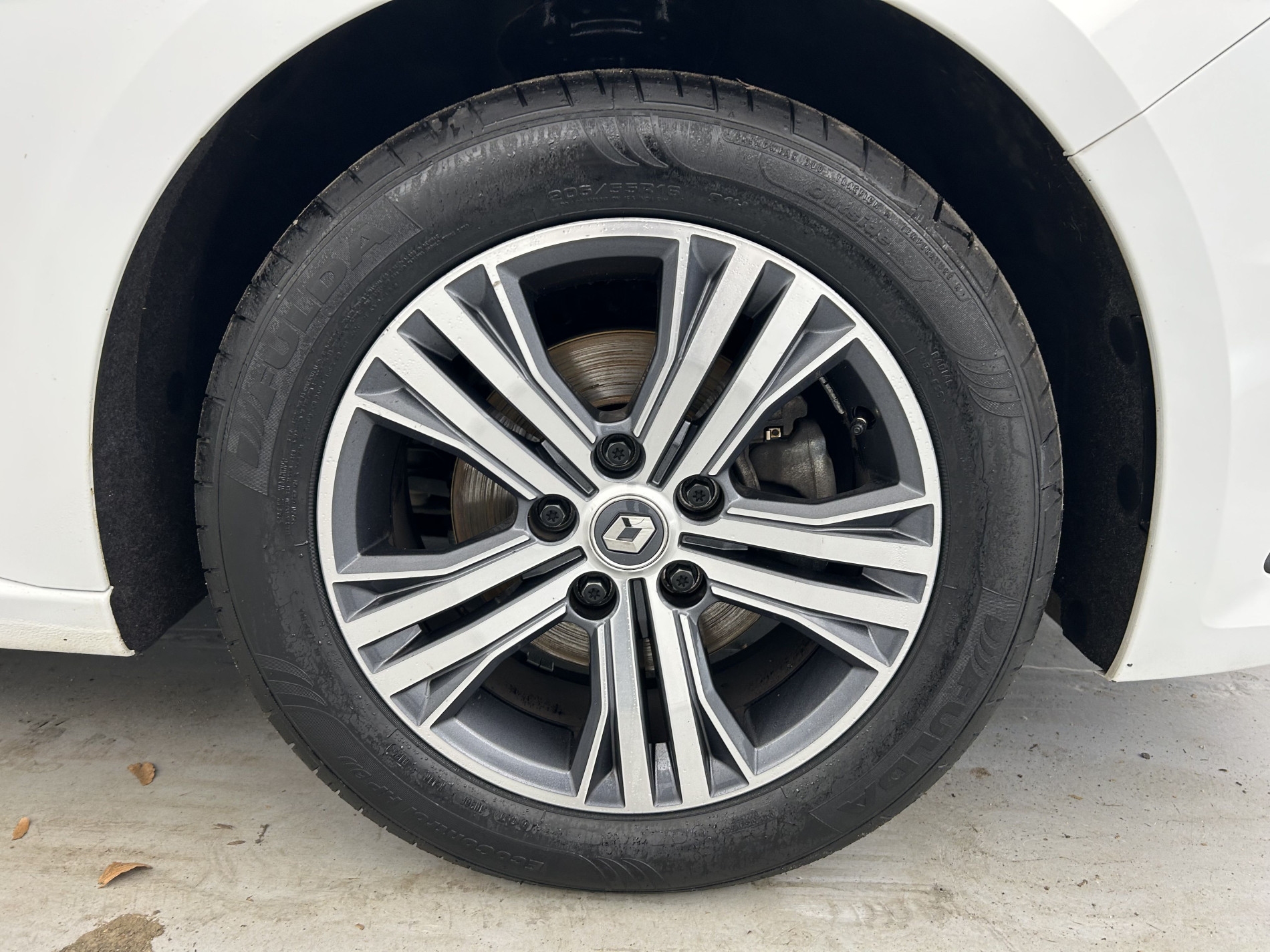 Vente en ligne Renault Megane 4 Estate  Blue dCi 115 au prix de 14 790 €