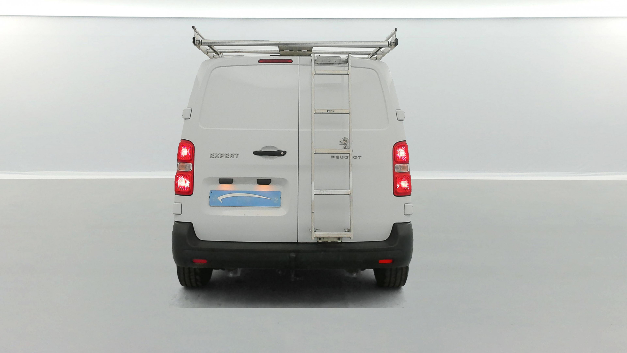 Vente en ligne Peugeot Expert EXPERT FGN TOLE M BLUEHDI 120 S&S BVM6 au prix de 20 890 €