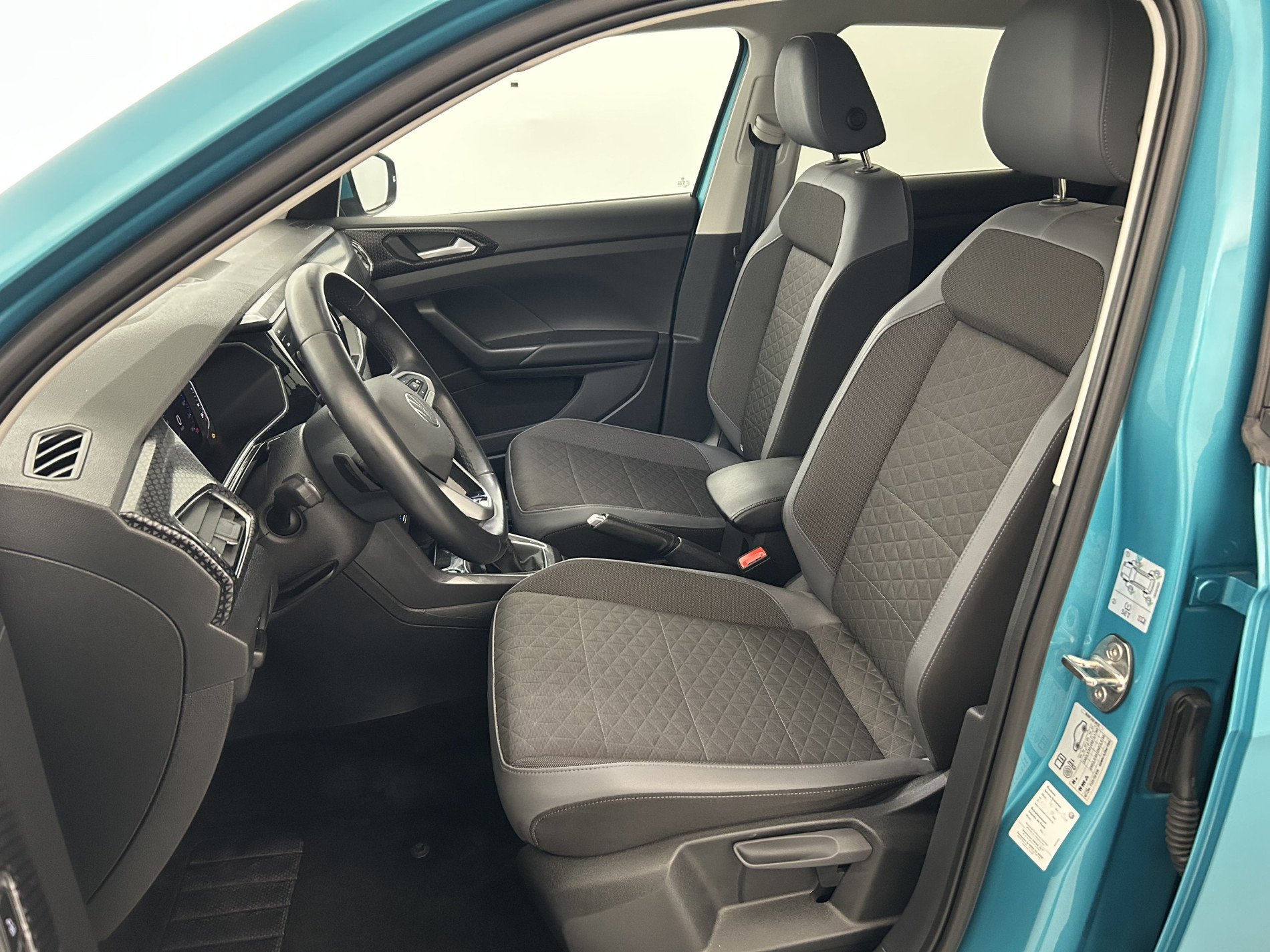Vente en ligne Volkswagen T-Cross  1.0 TSI 110 Start/Stop DSG7 au prix de 20 990 €