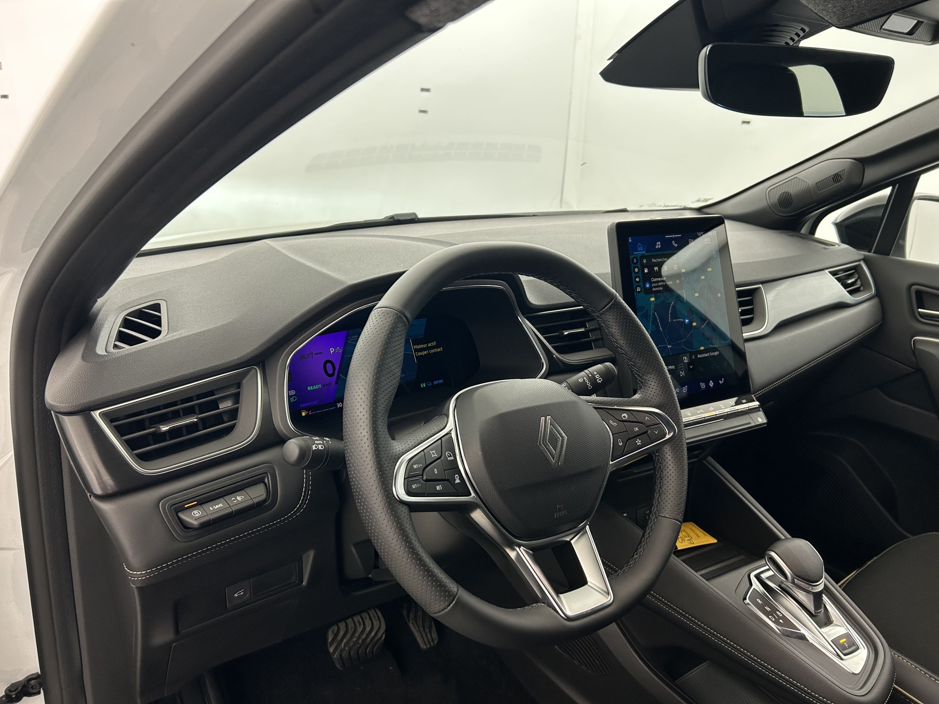 Vente en ligne Renault Symbioz  E-Tech full hybrid 145 au prix de 28 990 €