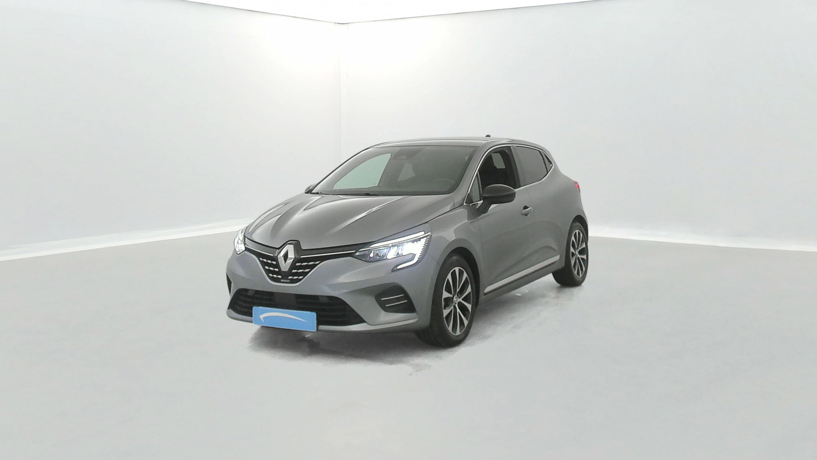 Renault Clio 5 Clio E-Tech full hybrid 145 occasion de 2022 en vente à Vannes