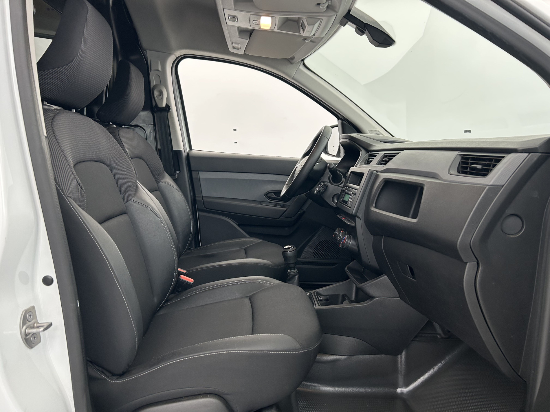 Vente en ligne Renault Express Van  BLUE DCI 95 - 22 au prix de 14 990 €