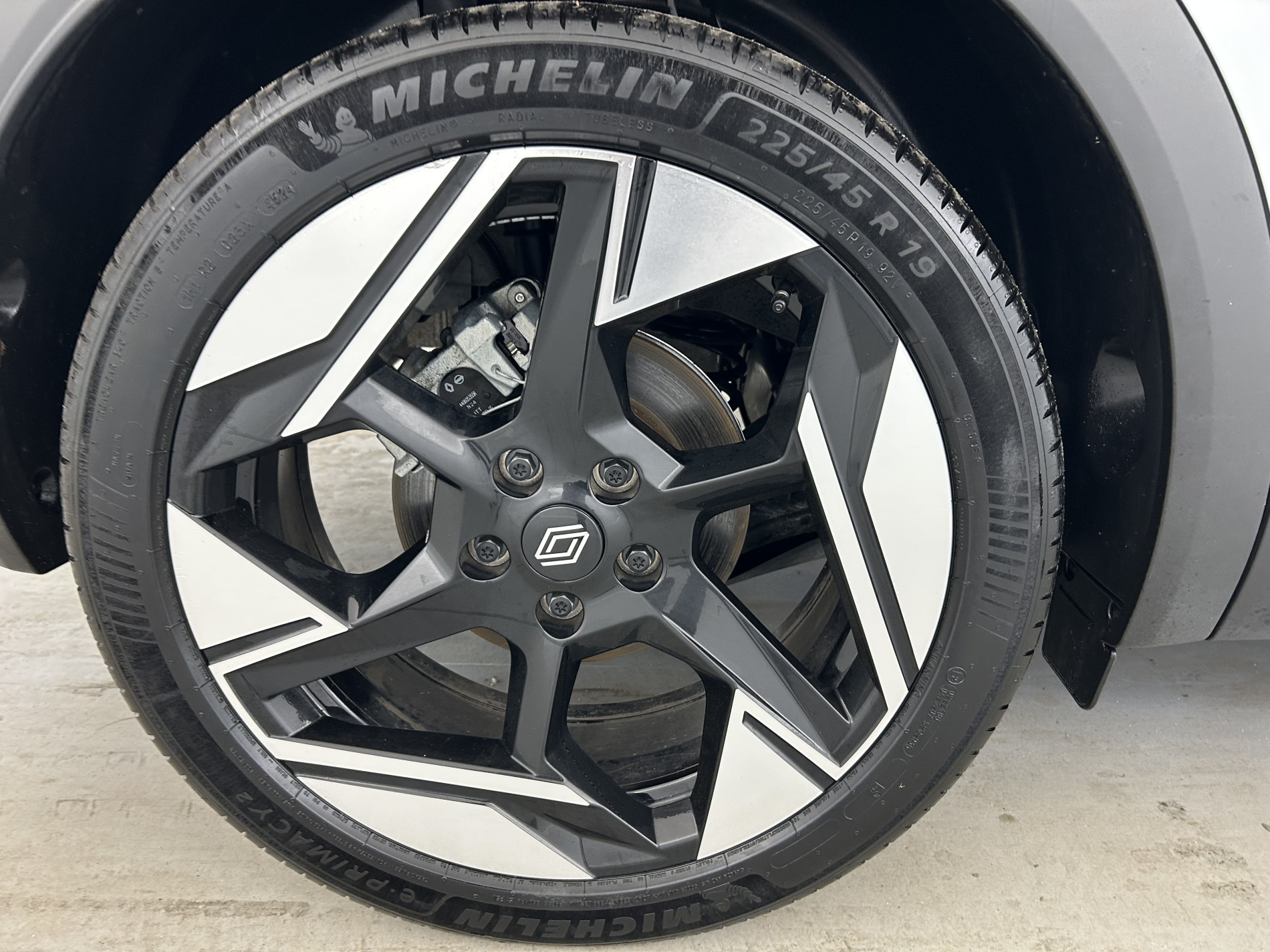 Vente en ligne Renault Symbioz  E-Tech full hybrid 145 au prix de 28 990 €