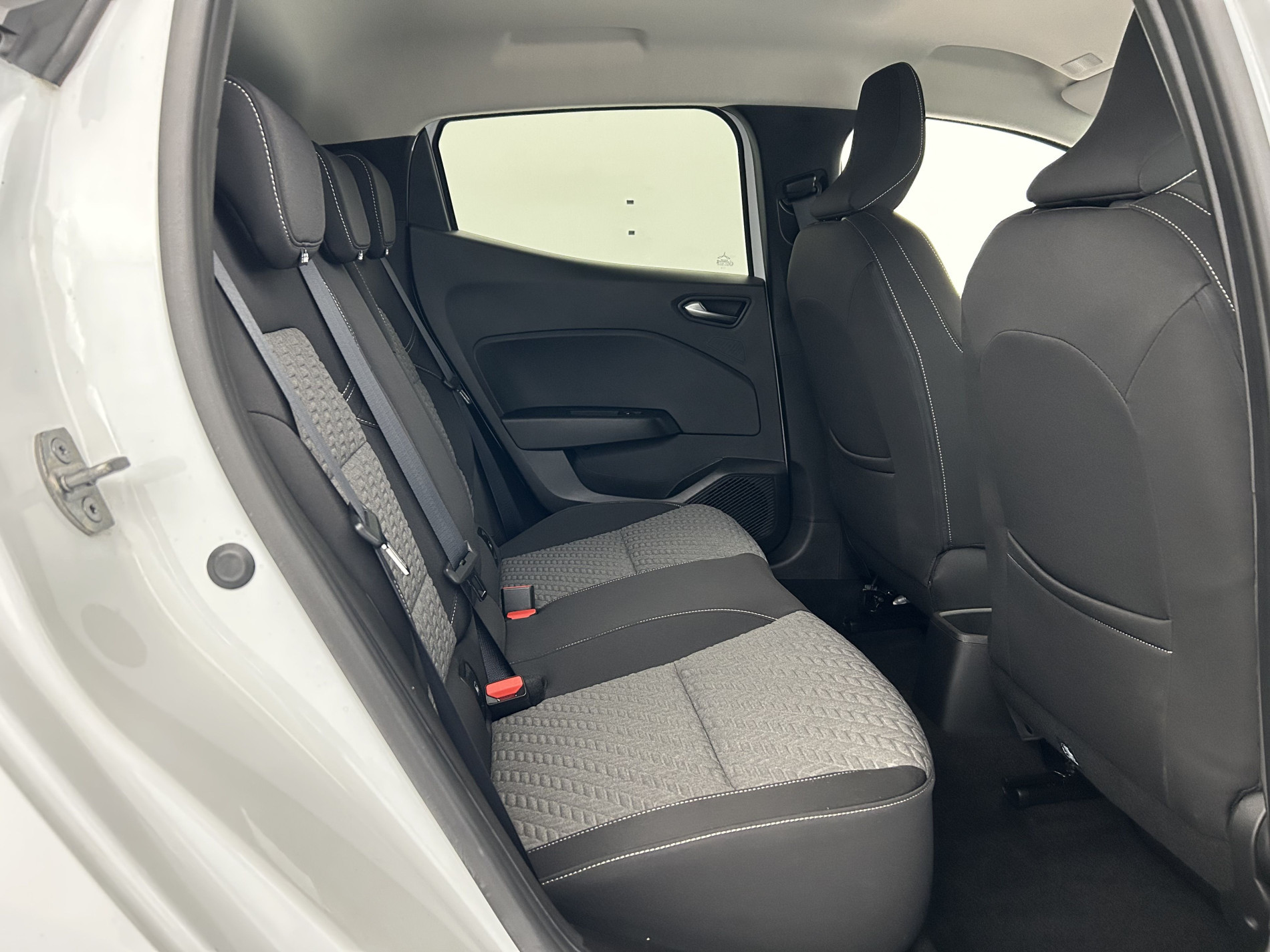 Vente en ligne Renault Clio 5 Clio TCe 100 GPL au prix de 14 490 €
