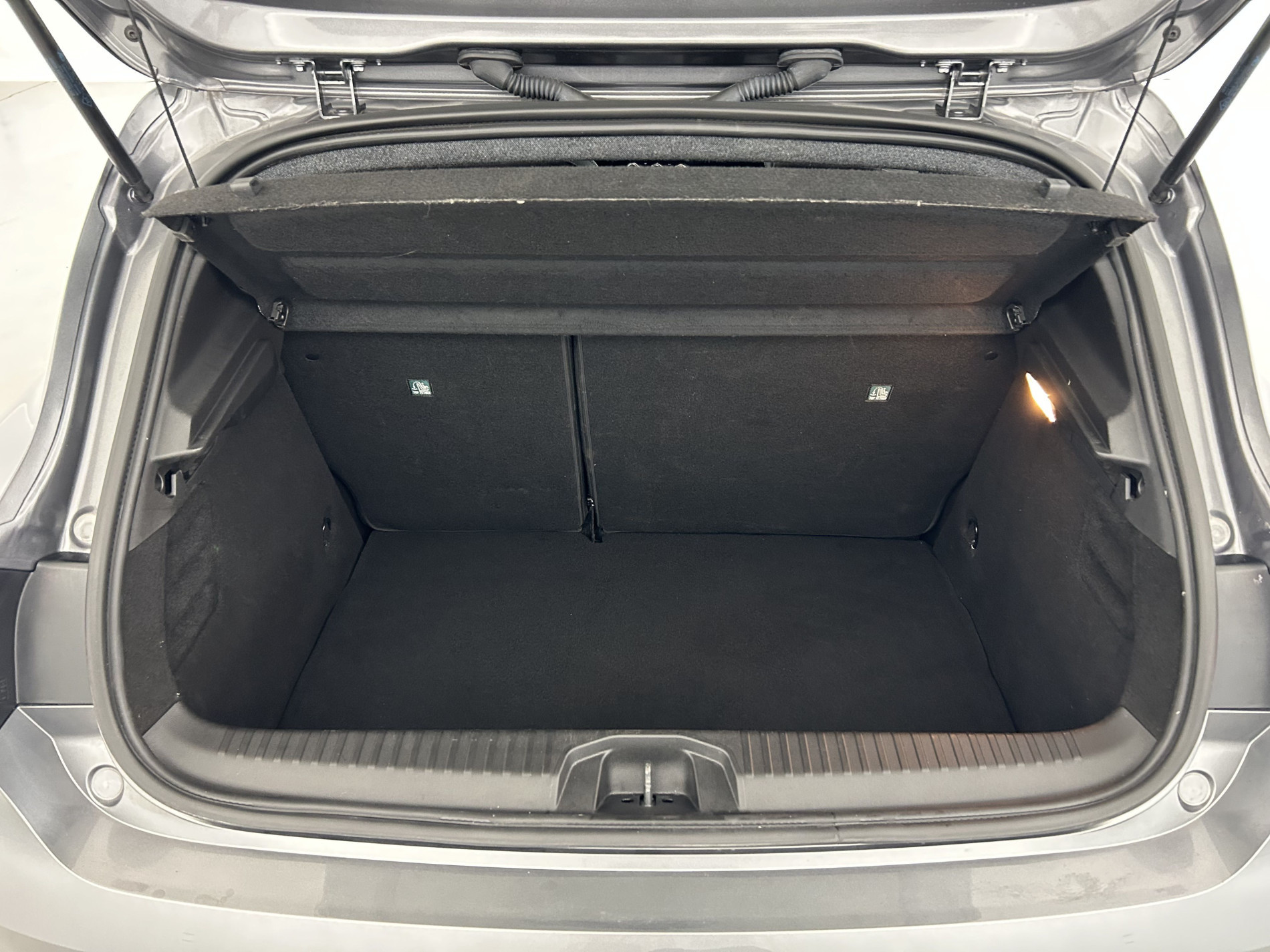 Vente en ligne Renault Clio 5 Clio E-Tech hybride 145 au prix de 18 290 €