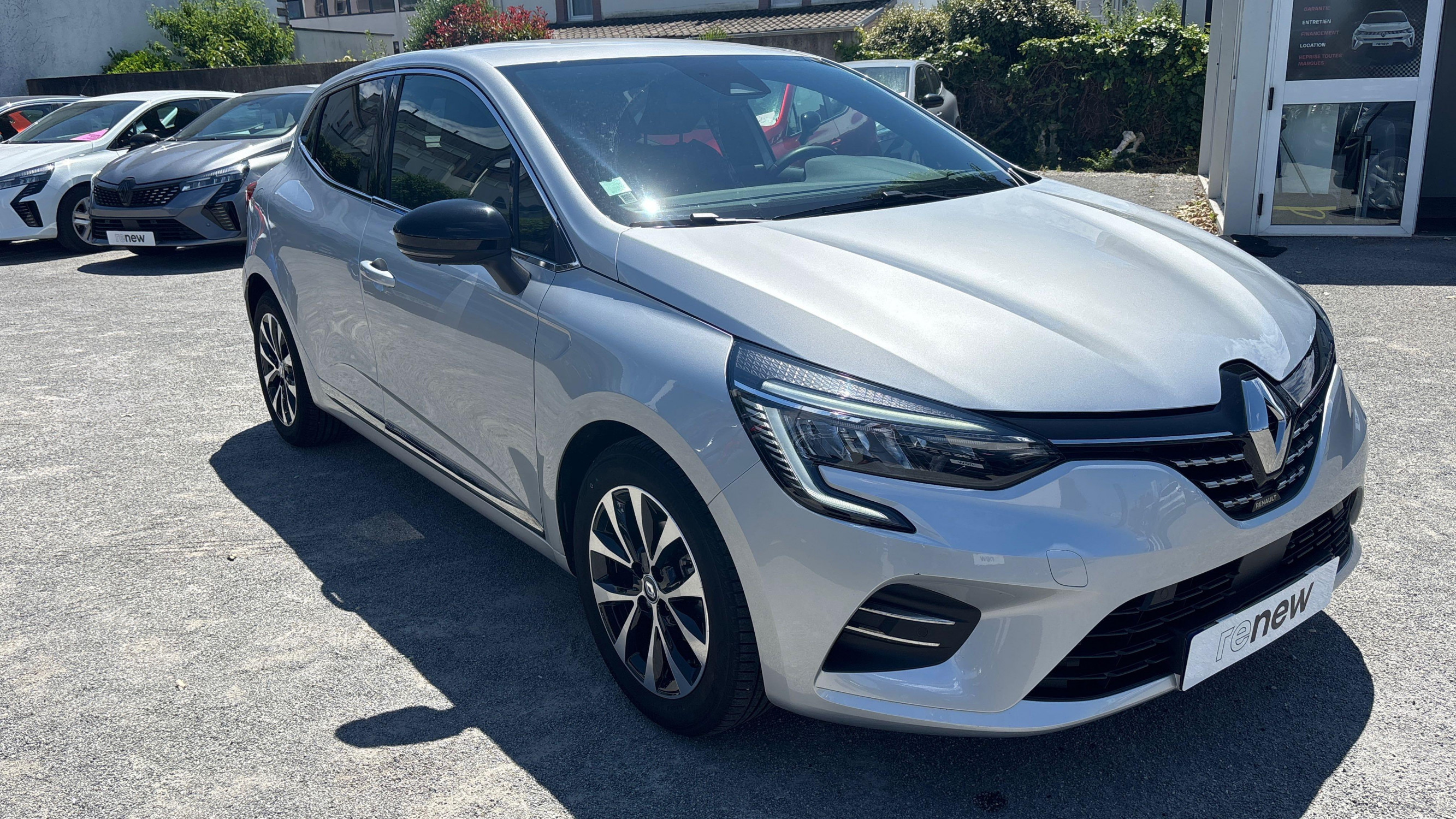 Vente en ligne Renault Clio 5 Clio TCe 90 au prix de 16 250 €