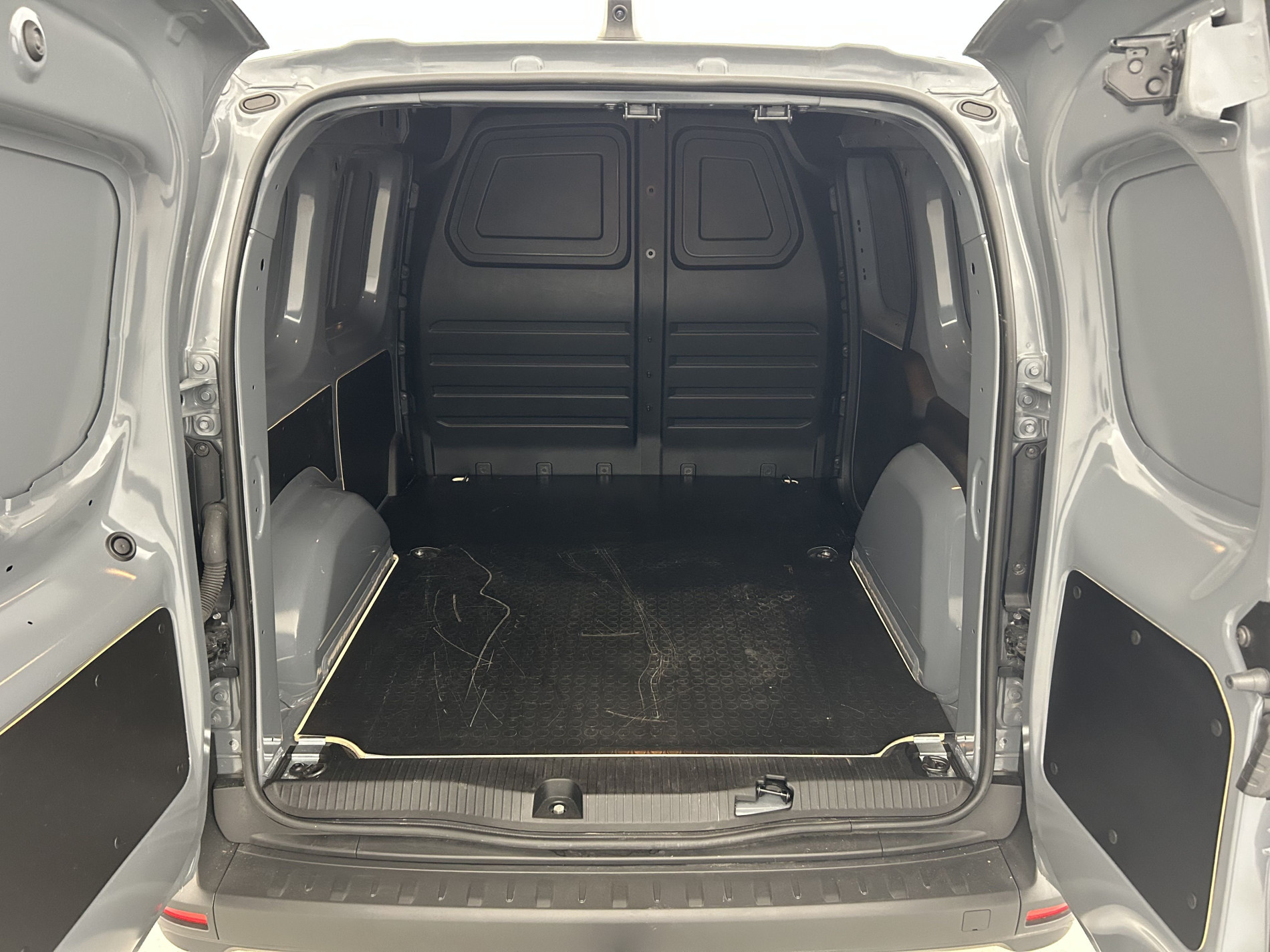 Vente en ligne Renault Kangoo Van  TCE 100 au prix de 14 990 €