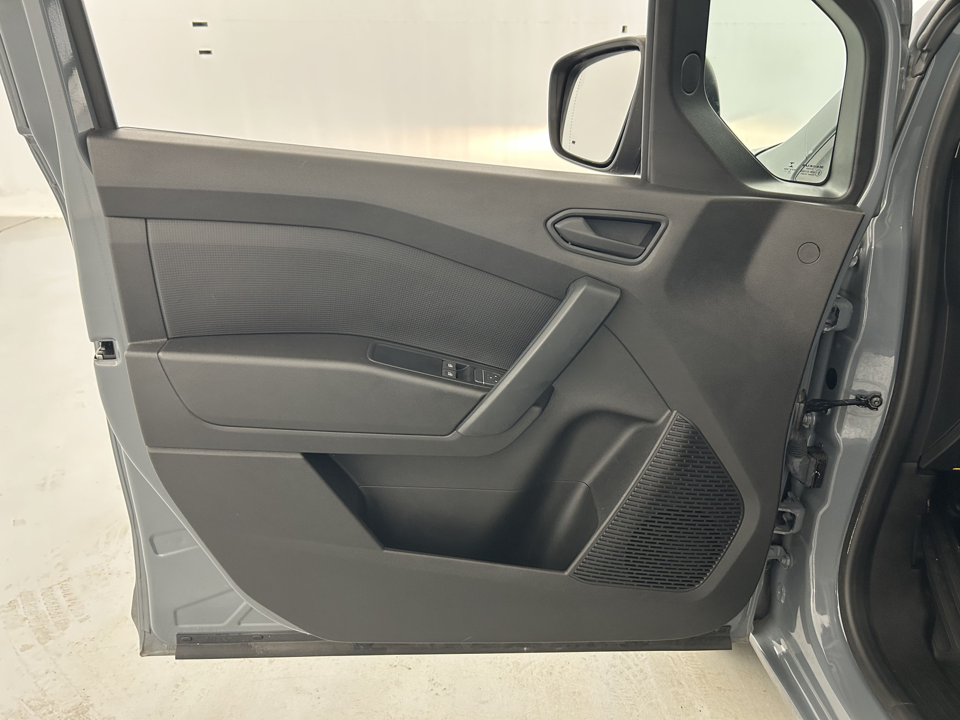 Vente en ligne Renault Kangoo Van  TCE 100 au prix de 14 990 €