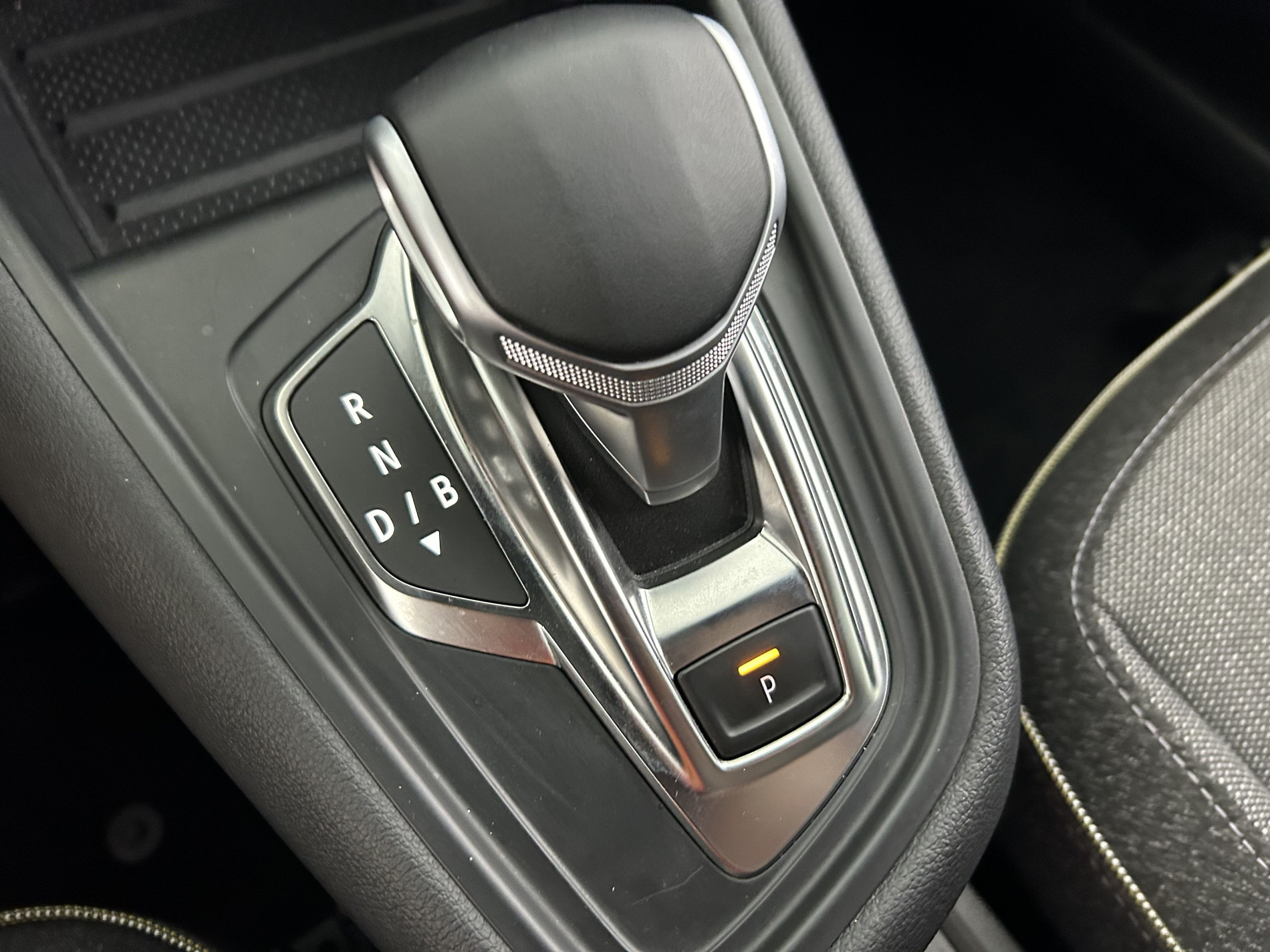 Vente en ligne Renault Symbioz  E-Tech full hybrid 145 au prix de 27 690 €