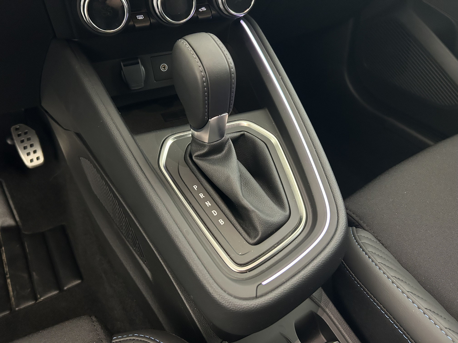 Vente en ligne Renault Clio 5 Clio E-Tech full hybrid 145 ch GSR2 au prix de 24 270 €