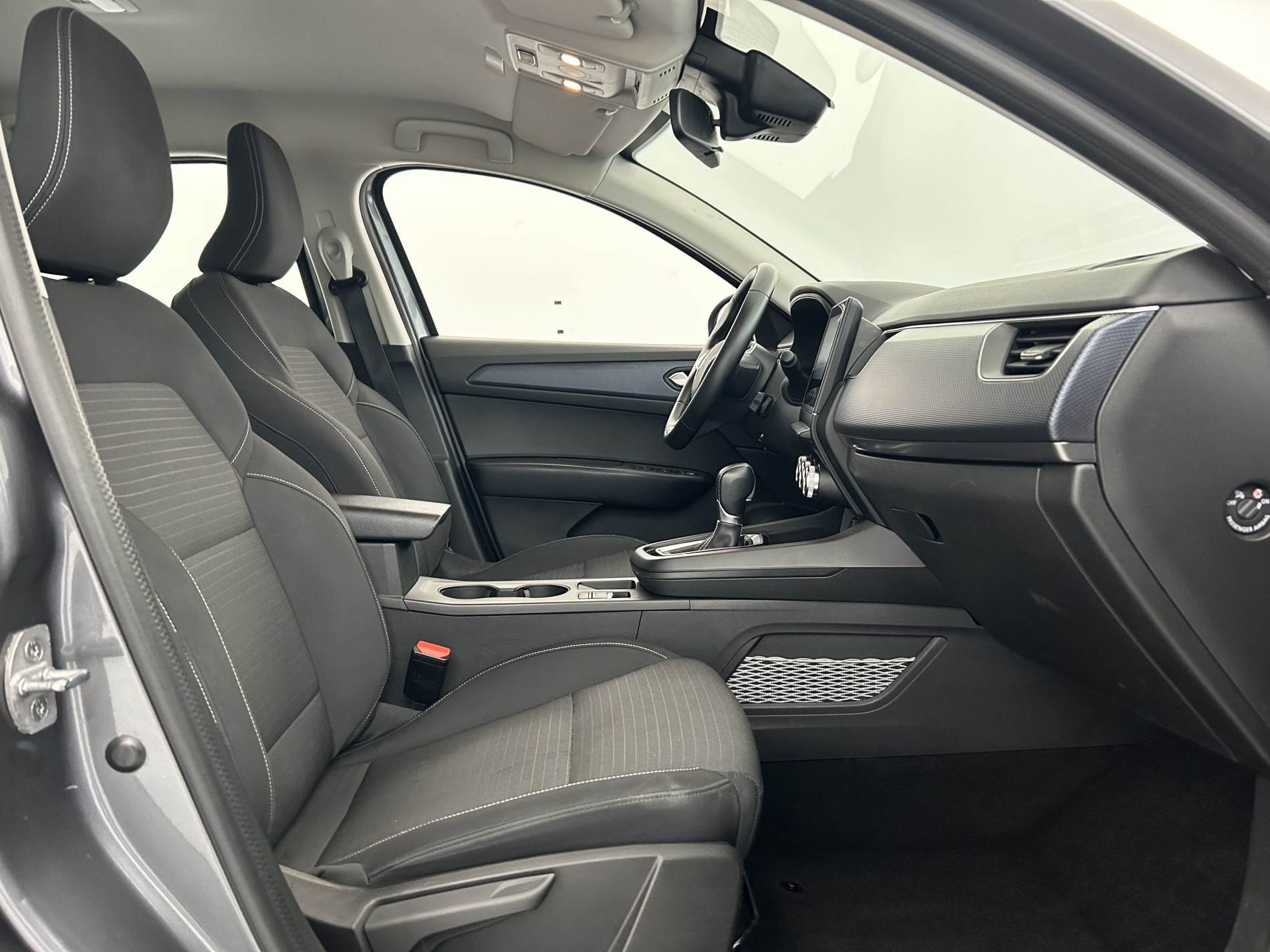 Vente en ligne Renault Arkana  E-Tech hybride 145 - 22 au prix de 17 390 €
