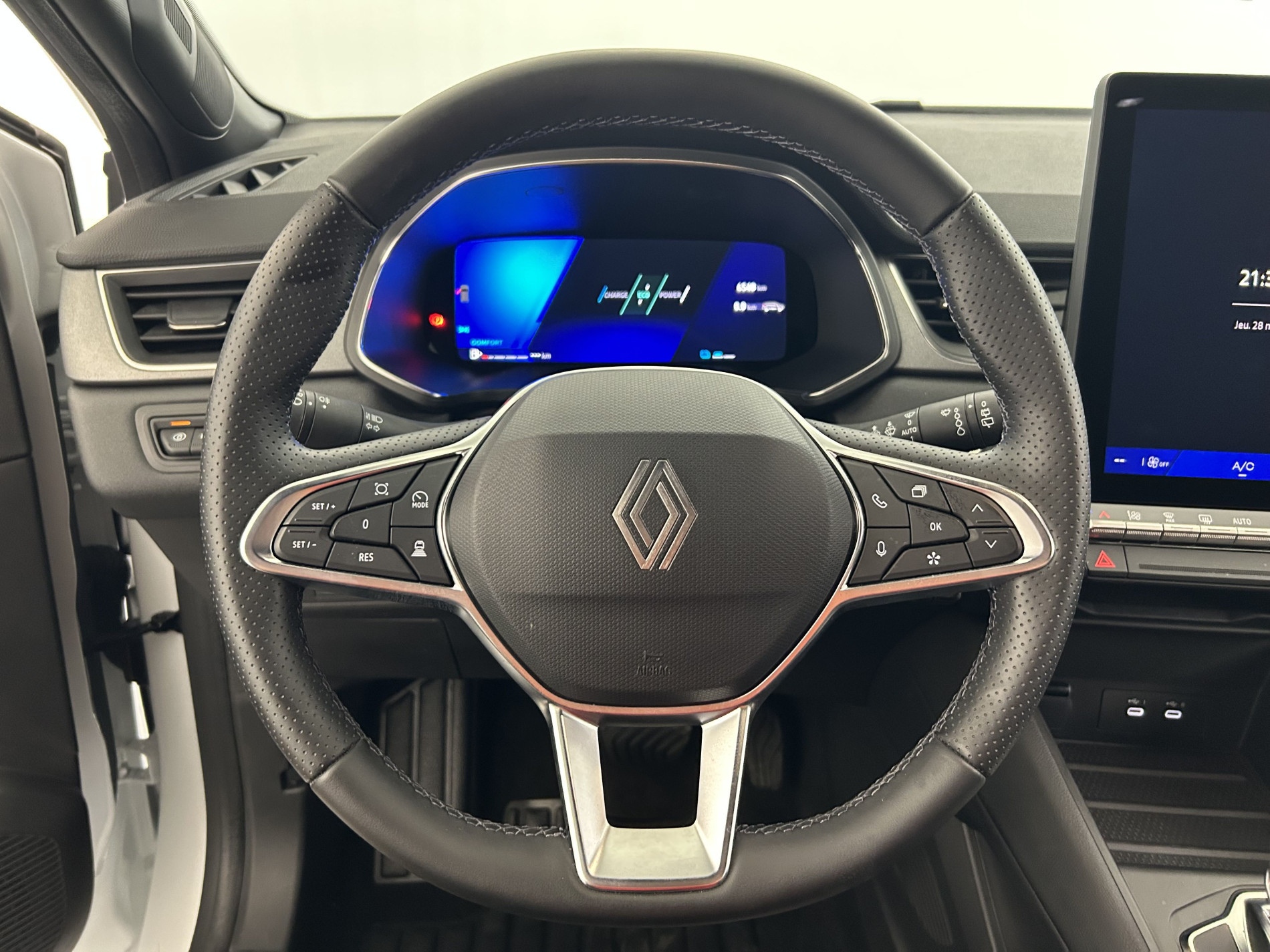 Vente en ligne Renault Symbioz  E-Tech full hybrid 145 au prix de 27 690 €