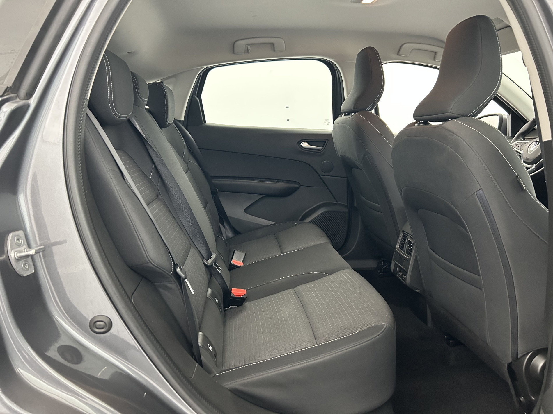 Vente en ligne Renault Arkana  E-Tech hybride 145 - 22 au prix de 17 390 €