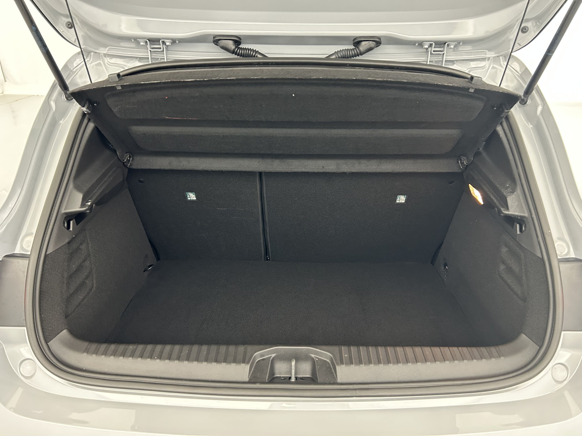 Vente en ligne Renault Clio 5 Clio E-Tech full hybrid 145 ch GSR2 au prix de 24 270 €