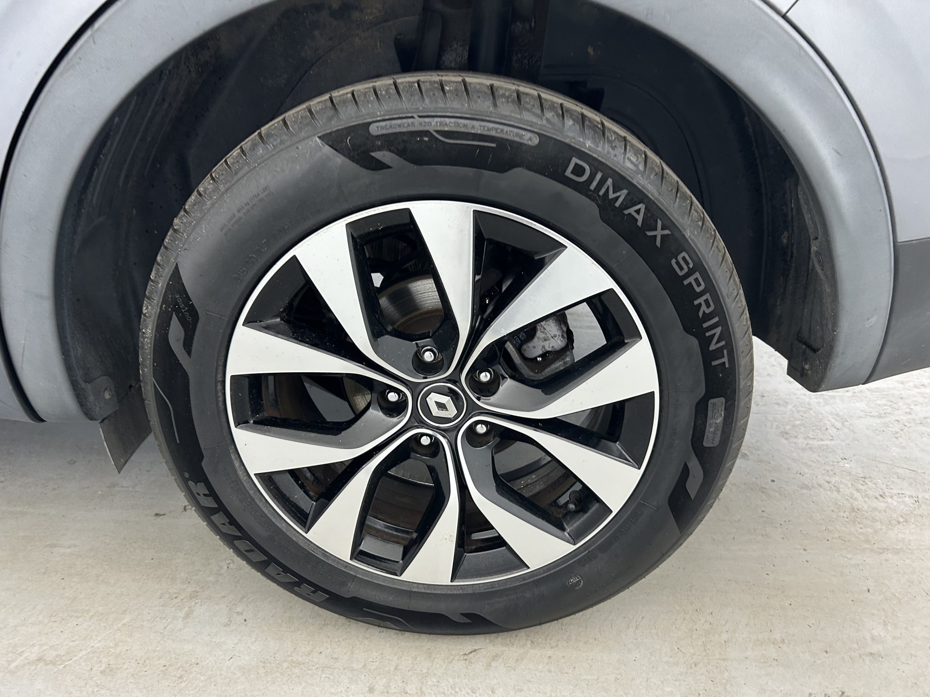 Vente en ligne Renault Arkana  E-Tech hybride 145 - 22 au prix de 17 390 €