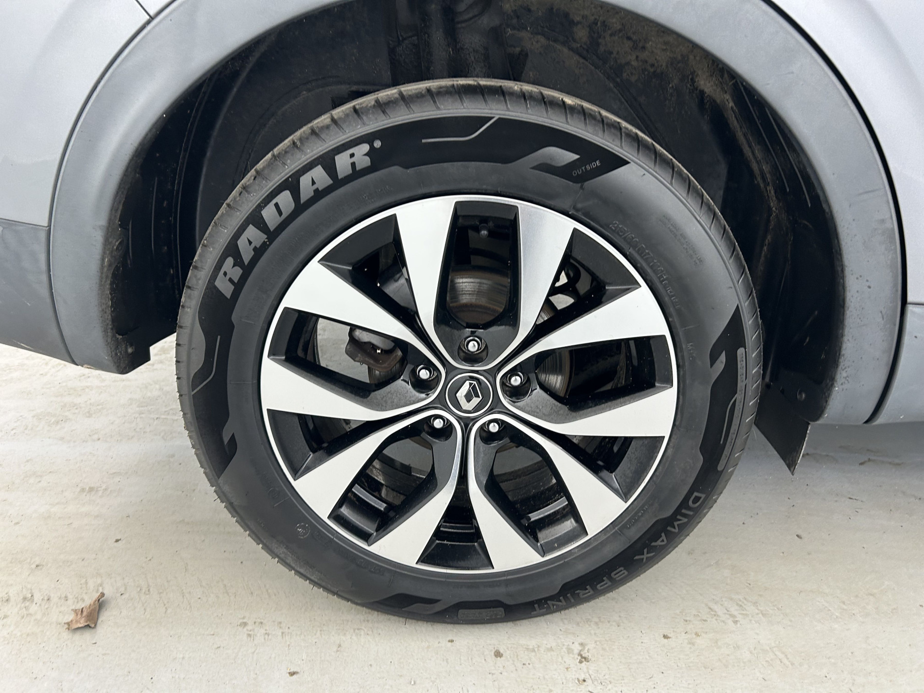 Vente en ligne Renault Arkana  E-Tech hybride 145 - 22 au prix de 17 390 €