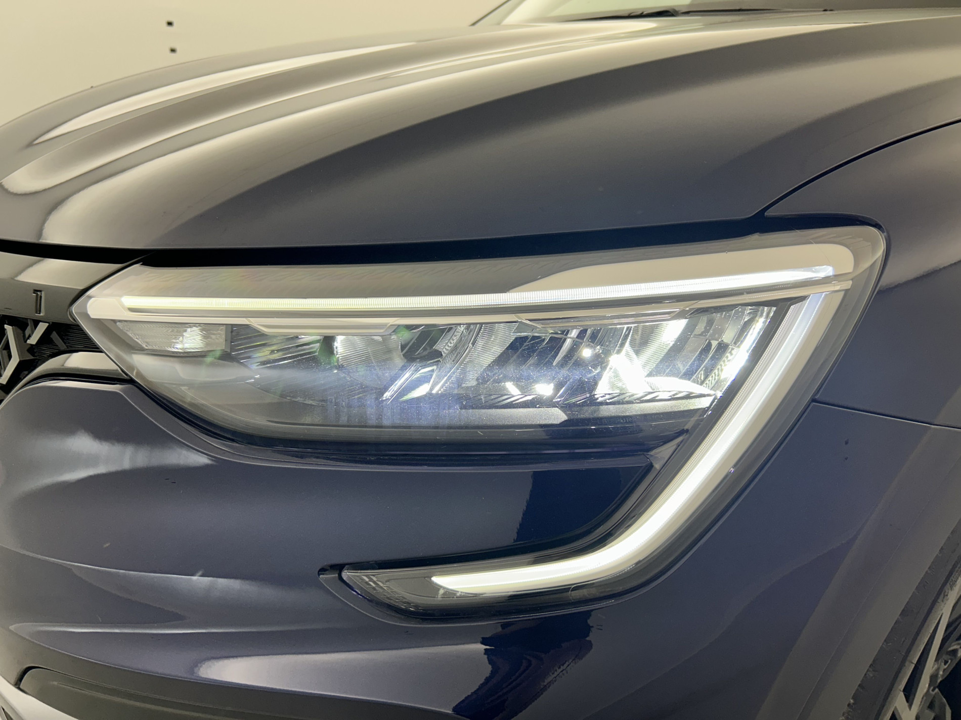 Vente en ligne Renault Arkana  E-Tech full hybrid 145 GSR2 au prix de 28 990 €