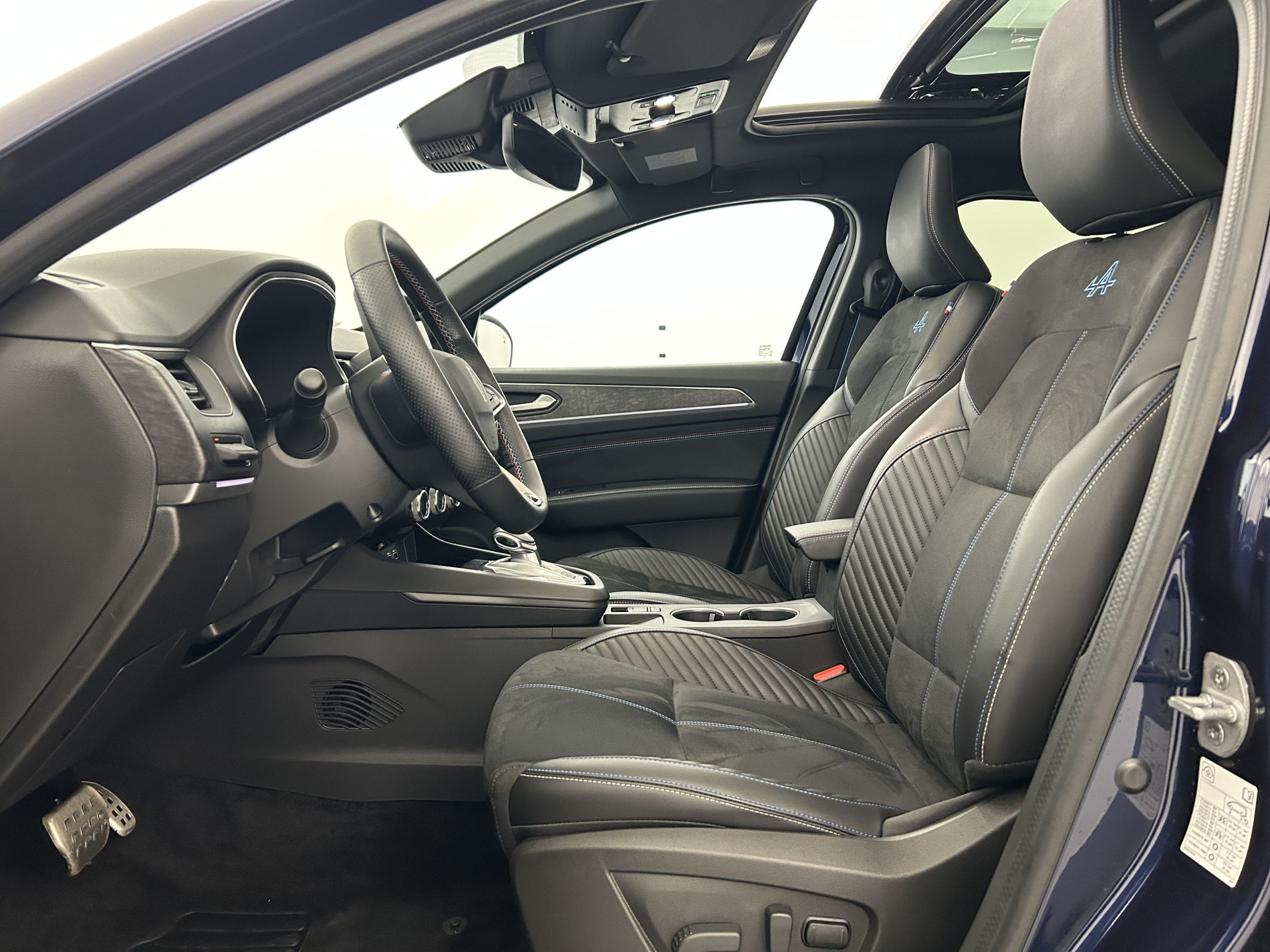Vente en ligne Renault Arkana  E-Tech full hybrid 145 GSR2 au prix de 28 990 €