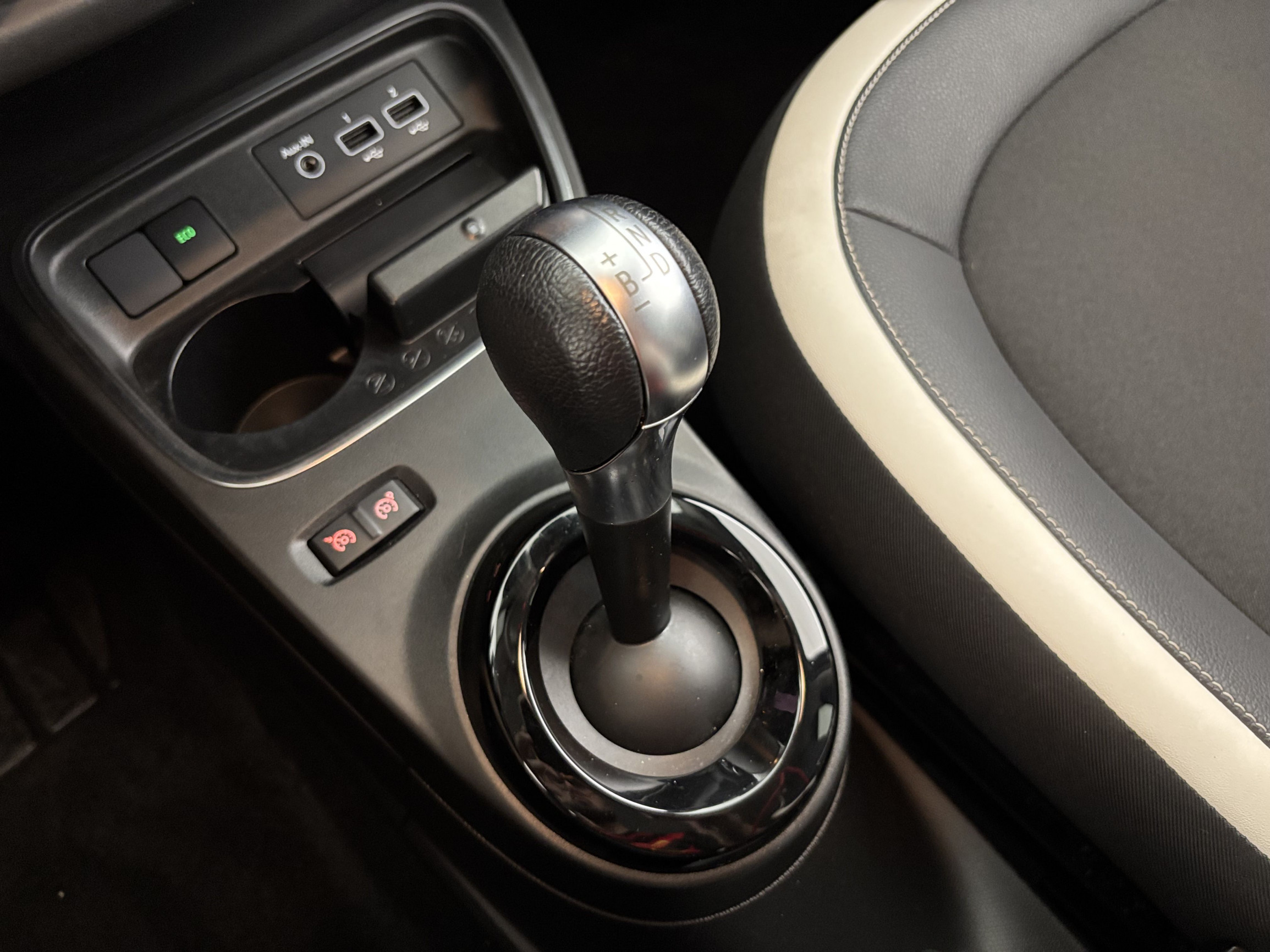 Vente en ligne Renault Twingo Electrique Twingo III E-Tech au prix de 14 490 €