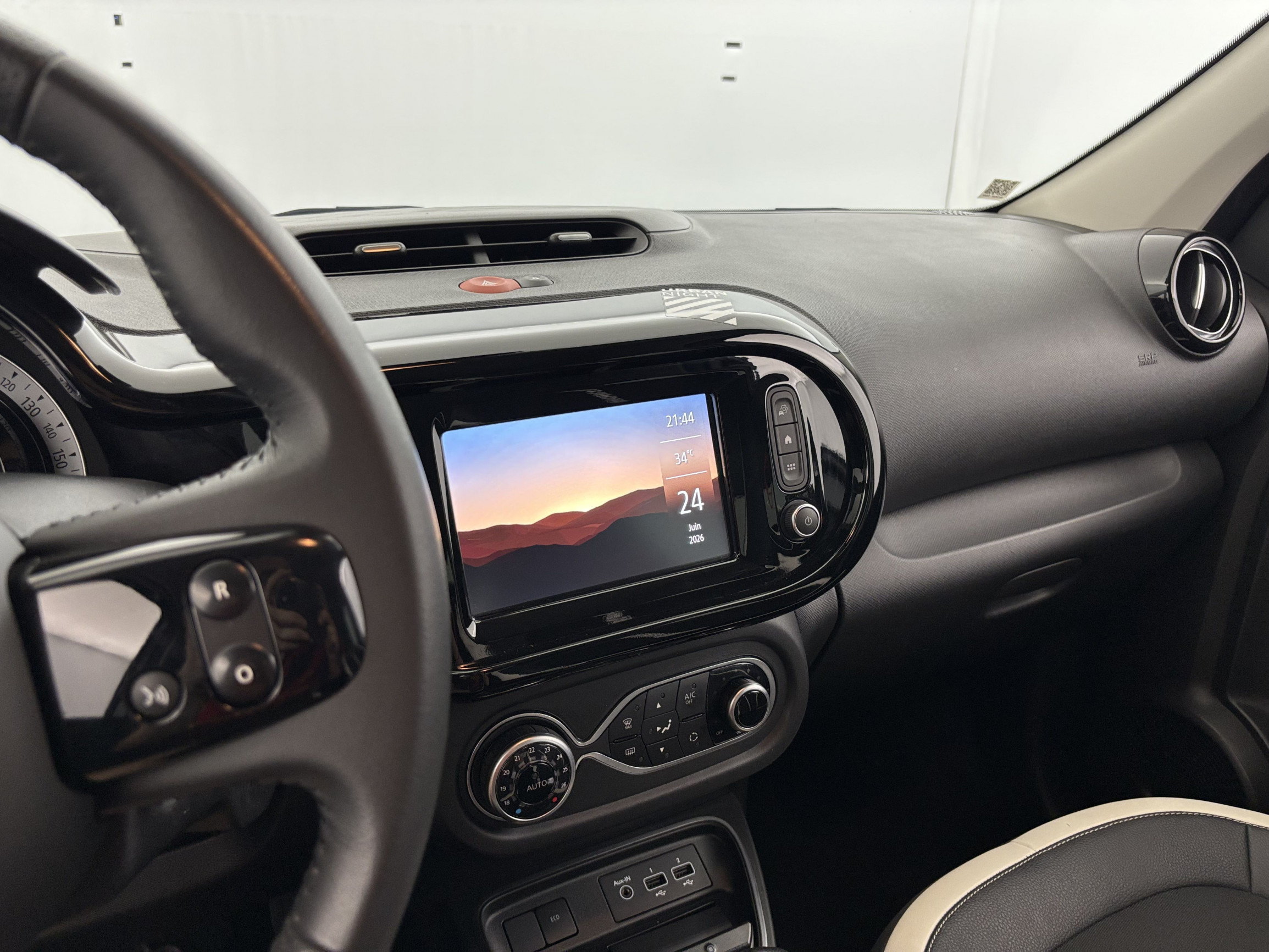 Vente en ligne Renault Twingo Electrique Twingo III E-Tech au prix de 14 490 €