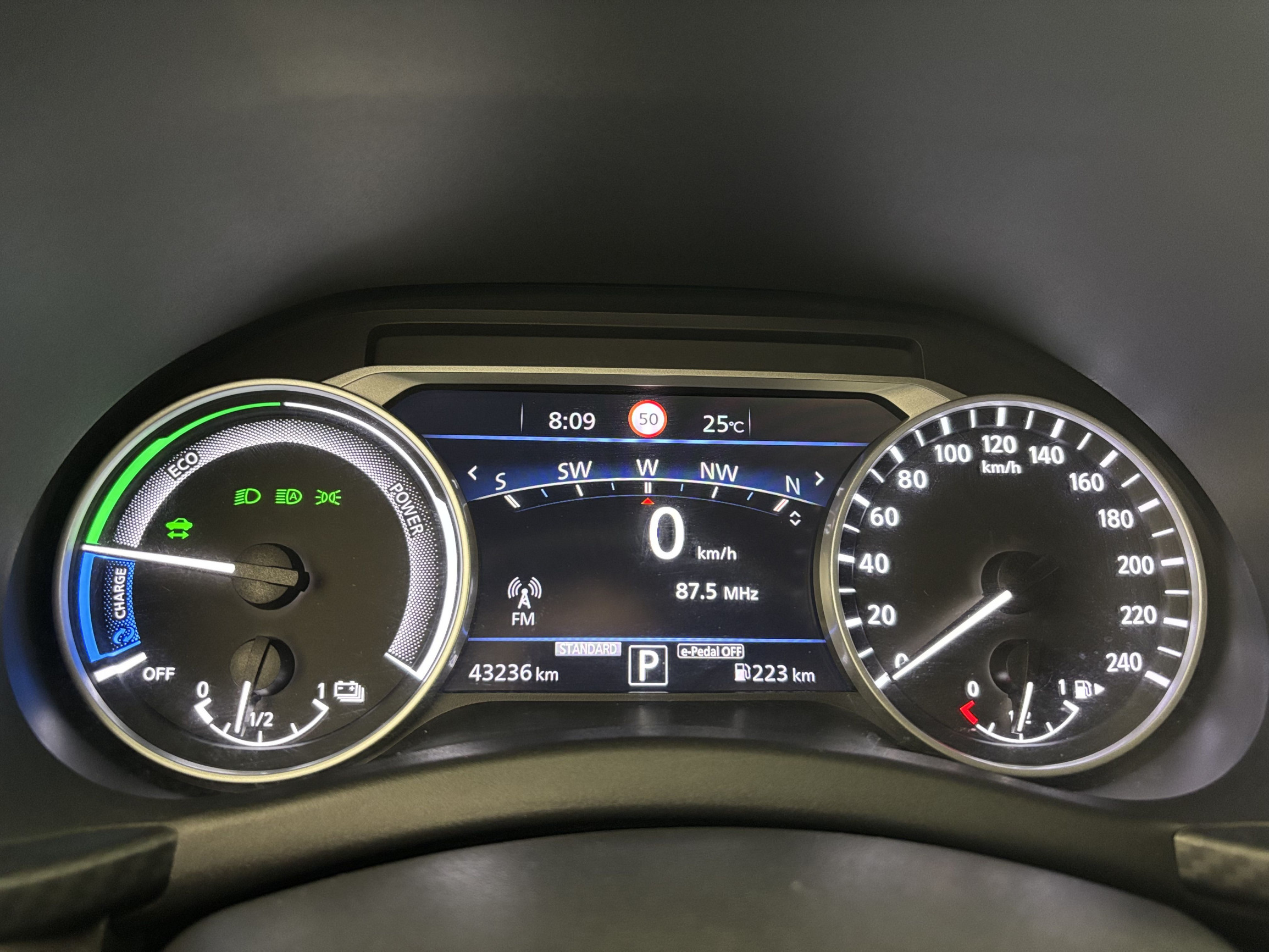 Vente en ligne Nissan Juke Juke HYBRID 143 au prix de 21 990 €