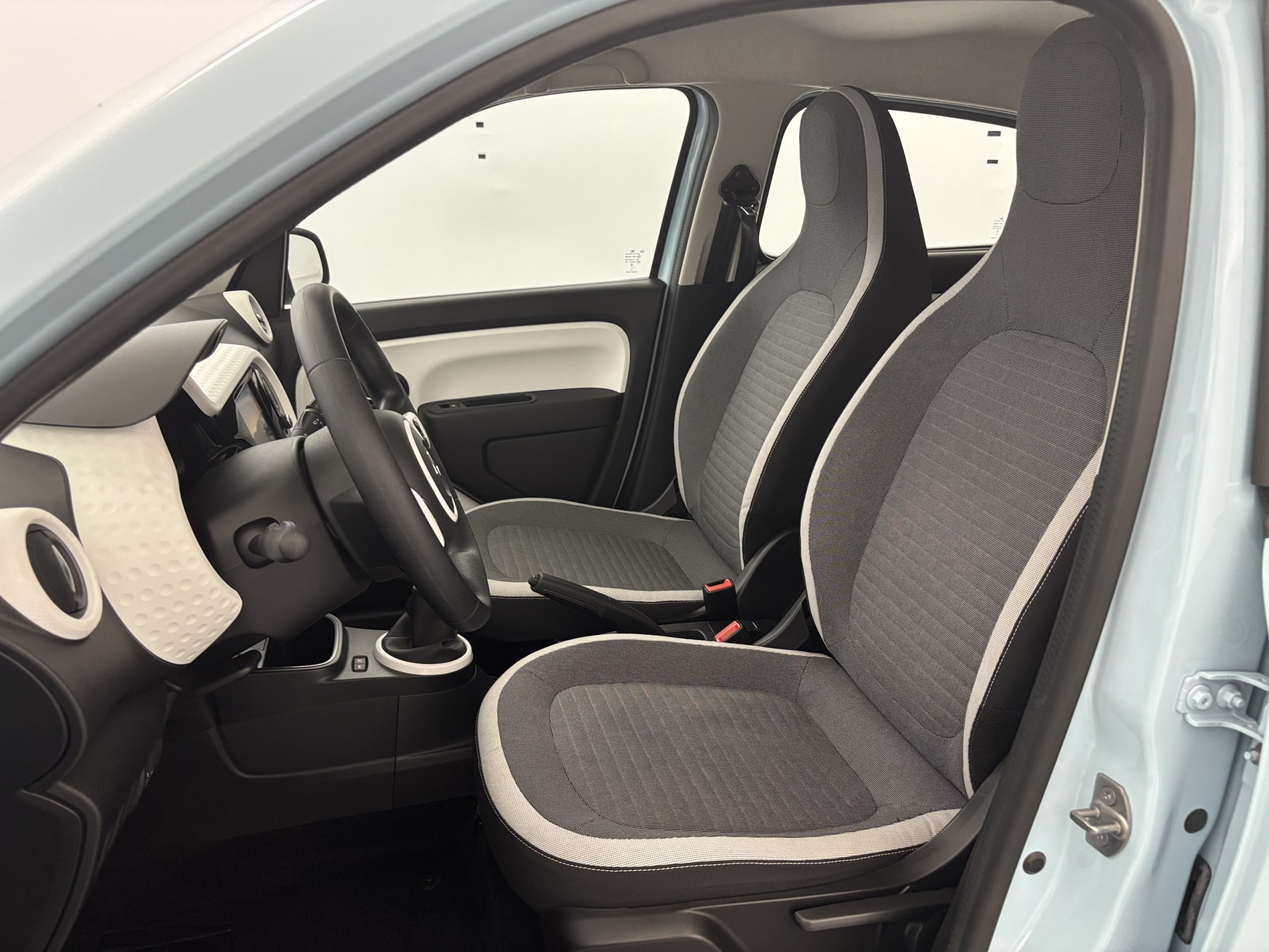 Vente en ligne Renault Twingo 3  SCe 65 au prix de 11 990 €