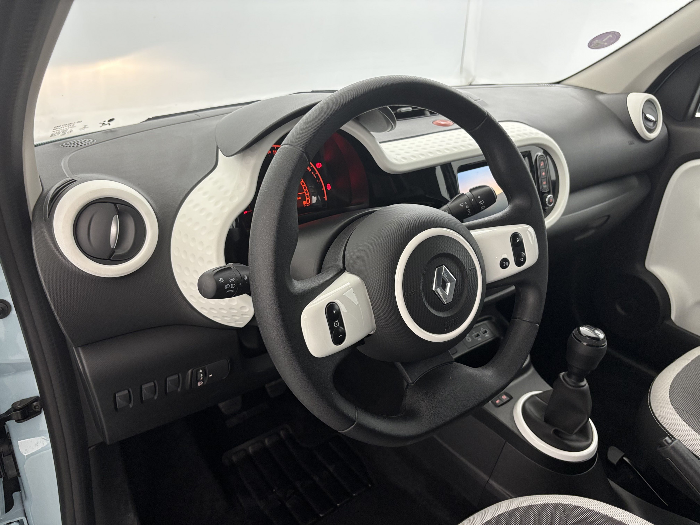 Vente en ligne Renault Twingo 3  SCe 65 au prix de 11 990 €