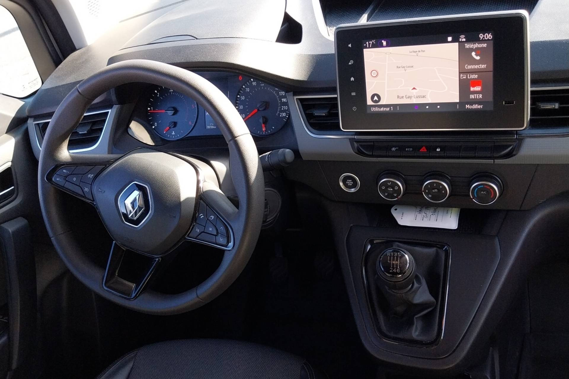 Vente en ligne Renault Kangoo Van  FG TOLE DCI 115 L1 au prix de 15 990 €