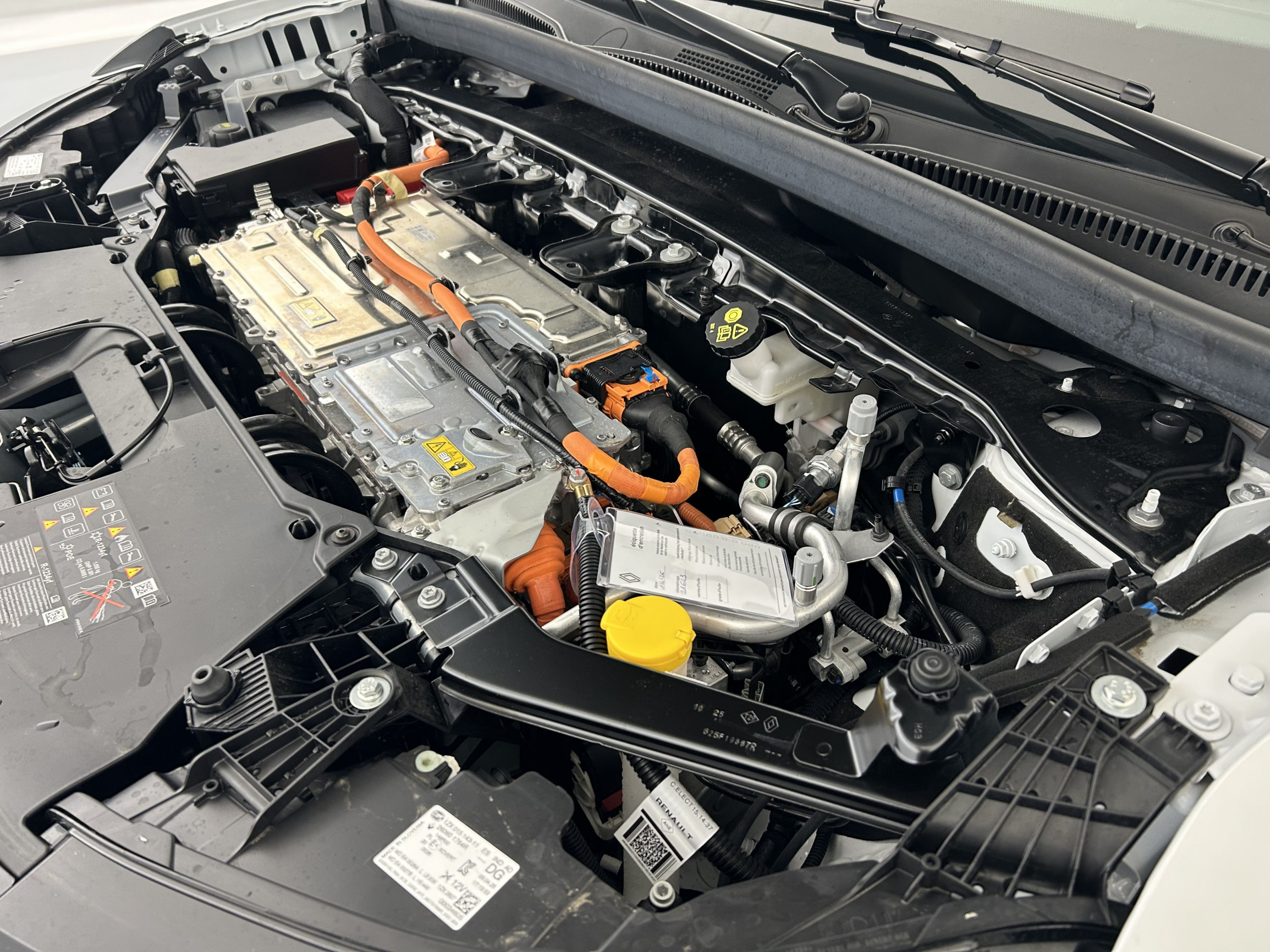 Vente en ligne Renault Scenic E-Tech Scenic E-Tech électrique 220 ch grande autonomie au prix de 40 990 €