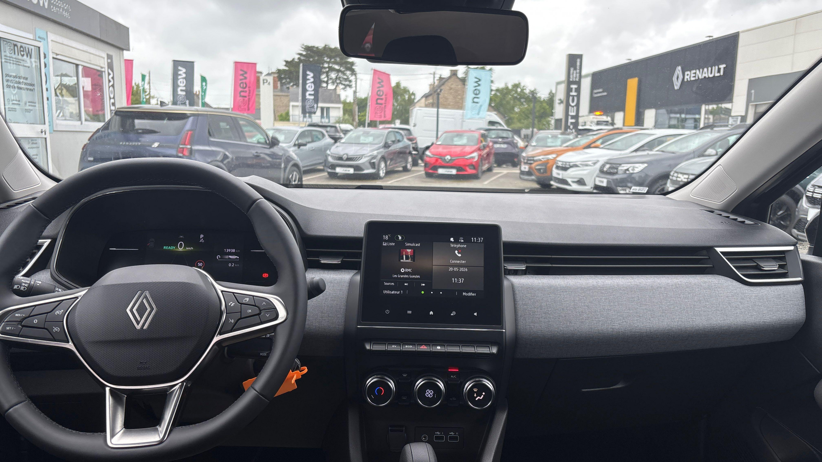 Vente en ligne Renault Clio 5 Clio E-Tech full hybrid 145 ch GSR2 au prix de 20 170 €