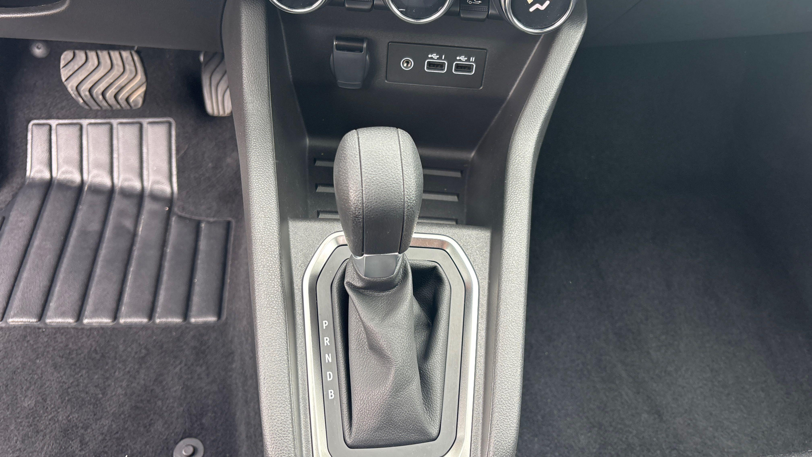 Vente en ligne Renault Clio 5 Clio E-Tech full hybrid 145 ch GSR2 au prix de 20 170 €