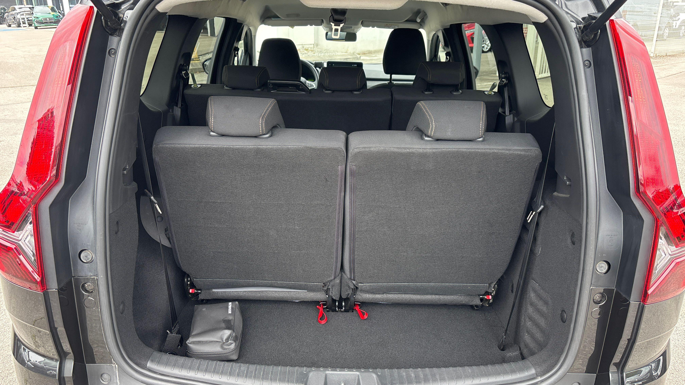 Vente en ligne Dacia Jogger  Hybrid 140 7 places GSR2 au prix de 24 990 €