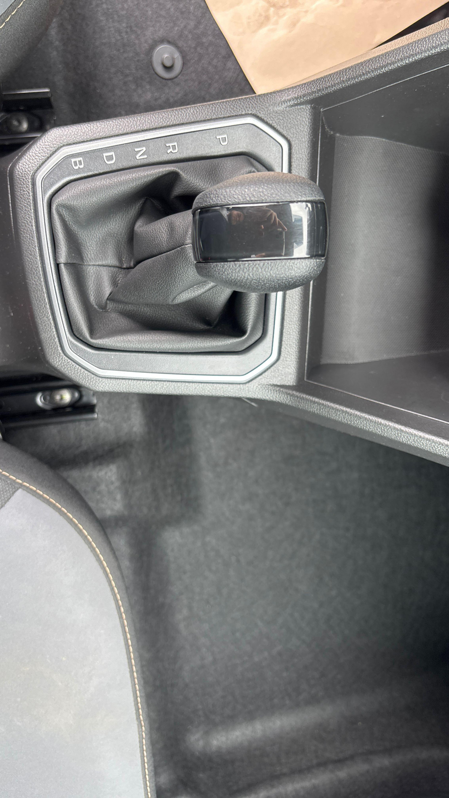 Vente en ligne Dacia Jogger  Hybrid 140 7 places GSR2 au prix de 24 990 €