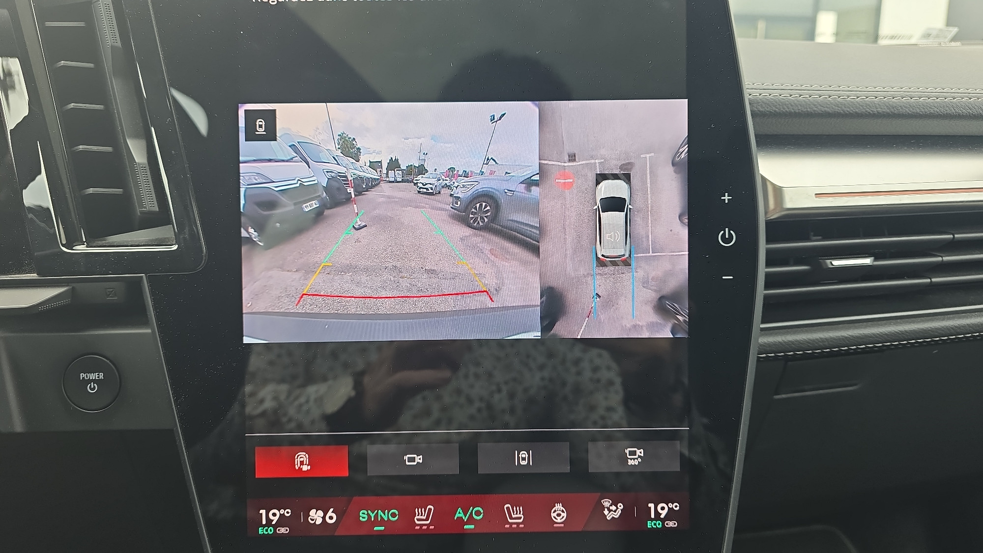 Vente en ligne Renault Scenic E-Tech Scenic E-Tech électrique 220 ch grande autonomie au prix de 40 990 €