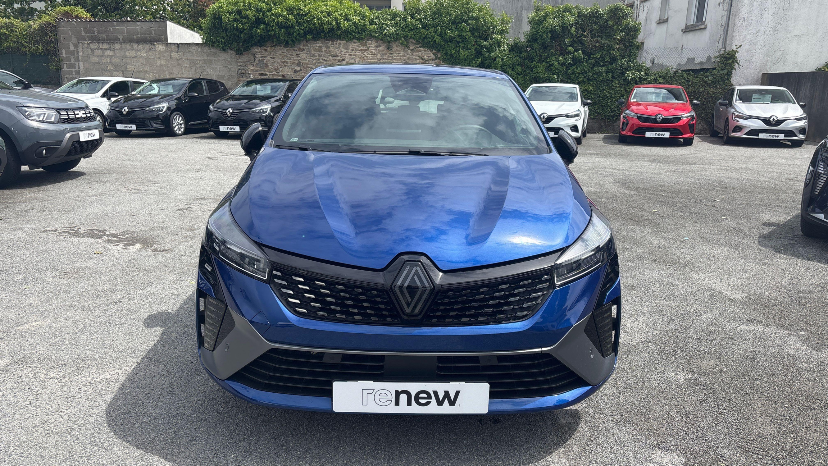 Vente en ligne Renault Clio 5 Clio E-Tech full hybrid 145 ch GSR2 au prix de 23 990 €