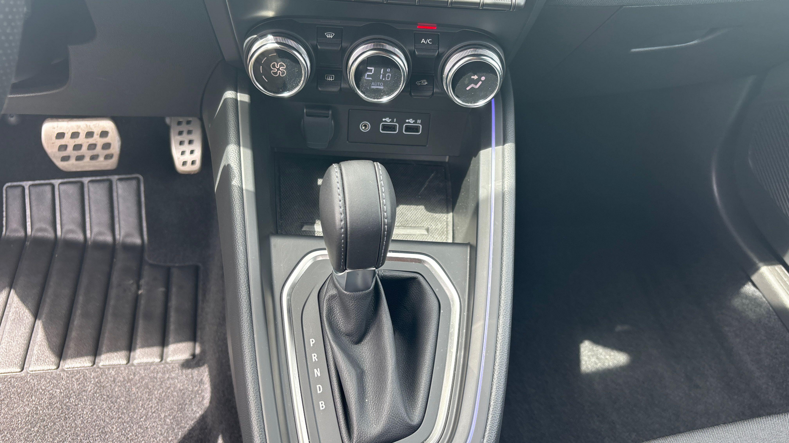 Vente en ligne Renault Clio 5 Clio E-Tech full hybrid 145 ch GSR2 au prix de 23 990 €