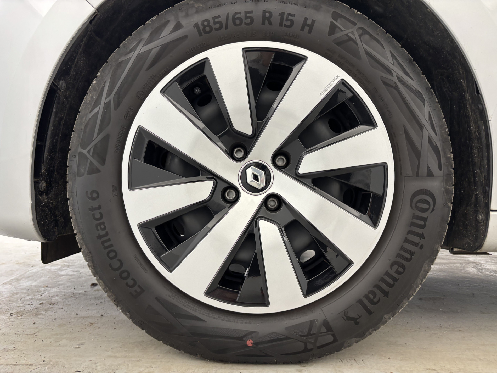 Vente en ligne Renault Clio 5 Clio TCe 90 au prix de 14 590 €