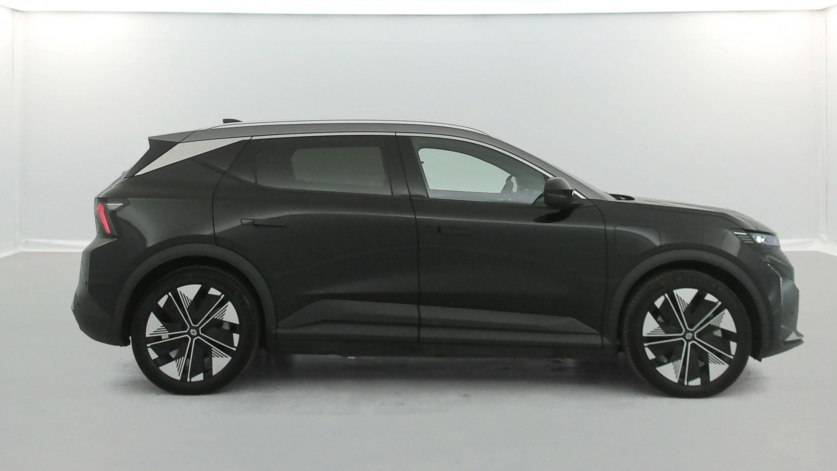Vente en ligne Renault Scenic E-Tech Scenic E-Tech électrique 220 ch grande autonomie au prix de 38 790 €