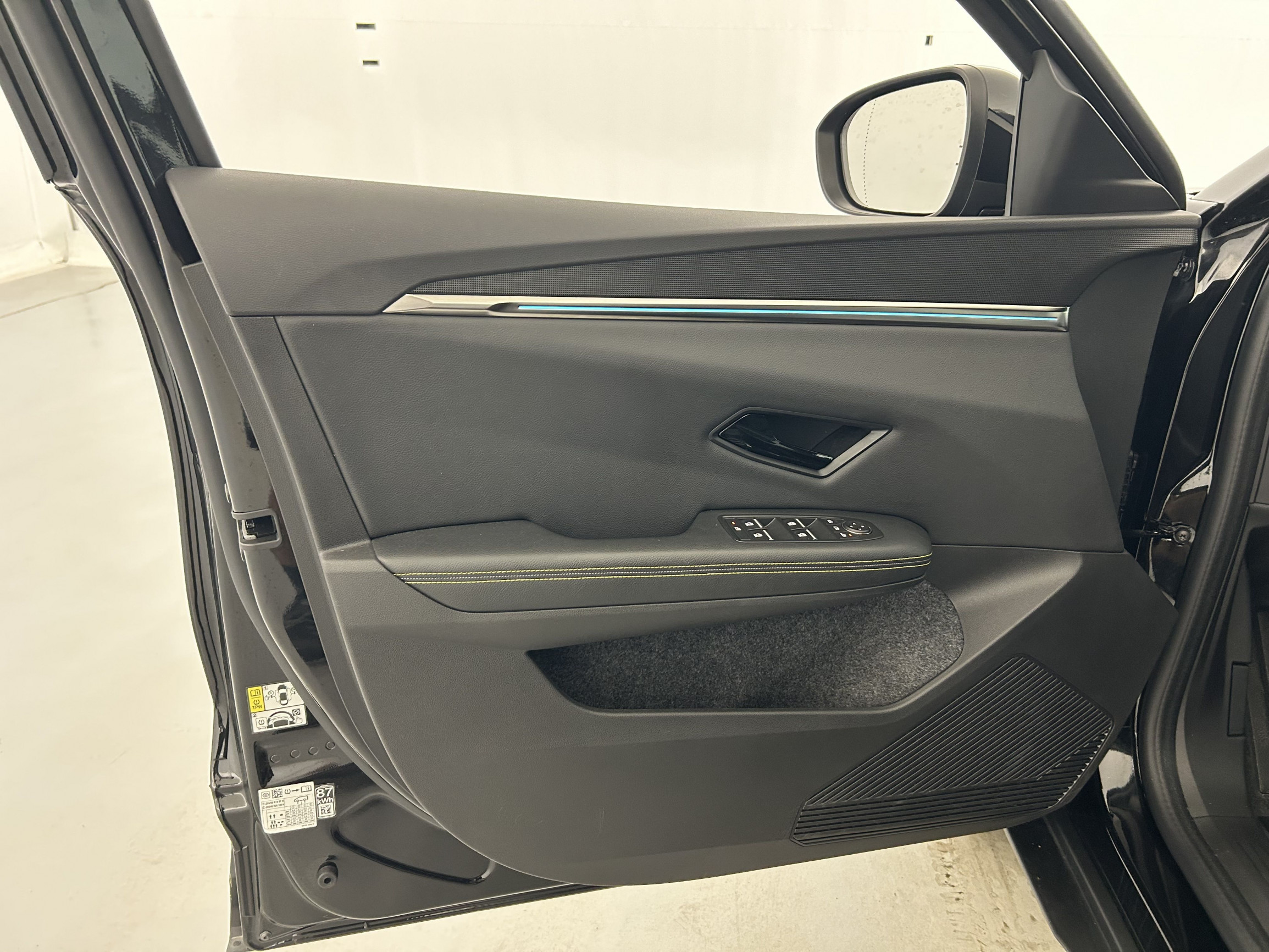 Vente en ligne Renault Scenic E-Tech Scenic E-Tech électrique 220 ch grande autonomie au prix de 38 790 €