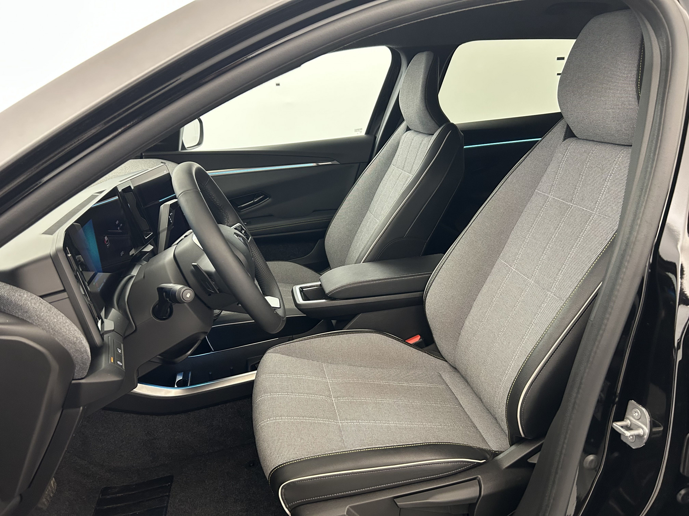 Vente en ligne Renault Scenic E-Tech Scenic E-Tech électrique 220 ch grande autonomie au prix de 38 790 €