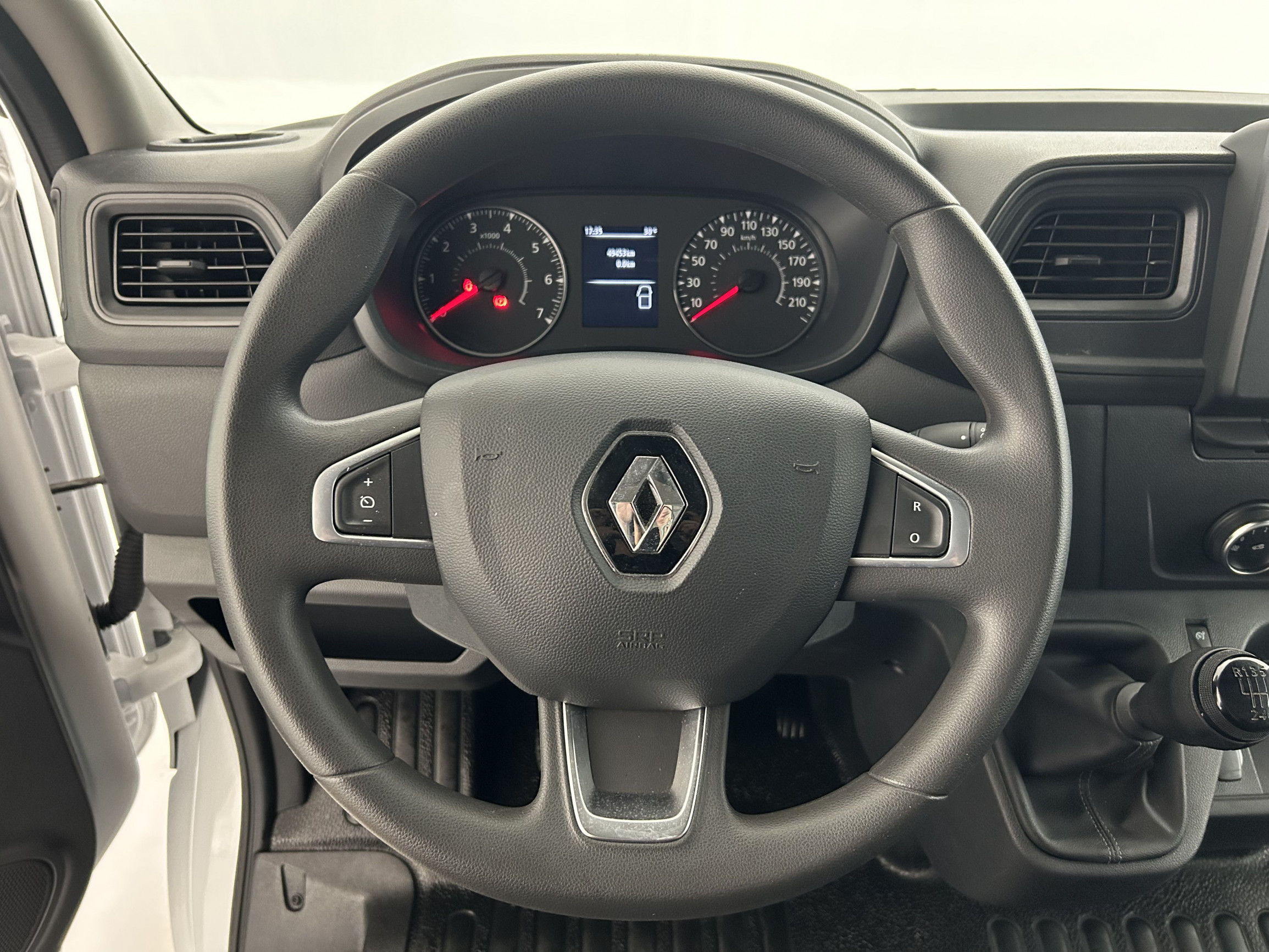 Vente en ligne Renault Master Fourgon MASTER FGN TRAC F3500 L2H2 BLUE DCI 135 au prix de 25 990 €
