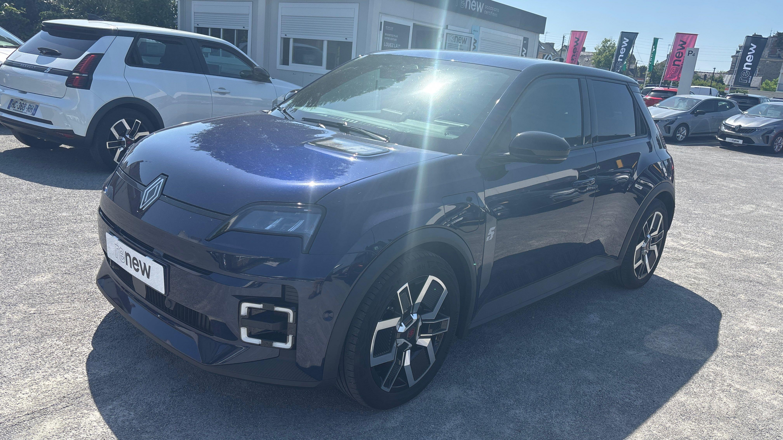 Renault R5 E-Tech  150 ch autonomie confort occasion de 2025 en vente à Vannes