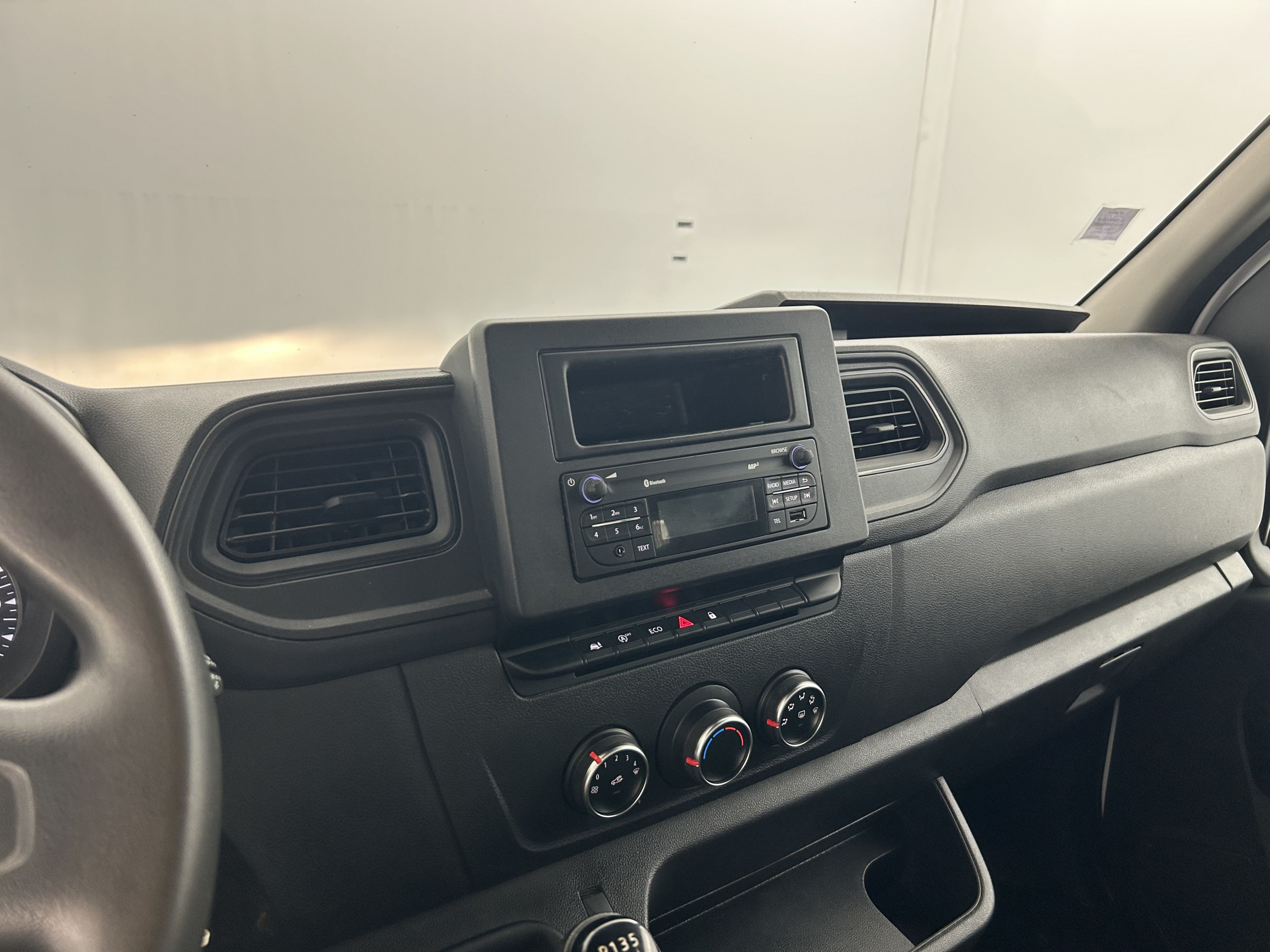 Vente en ligne Renault Master 3 Châssis Cabine MASTER CC PROP RJ3500 L3 ENERGY DCI 145 au prix de 24 990 €